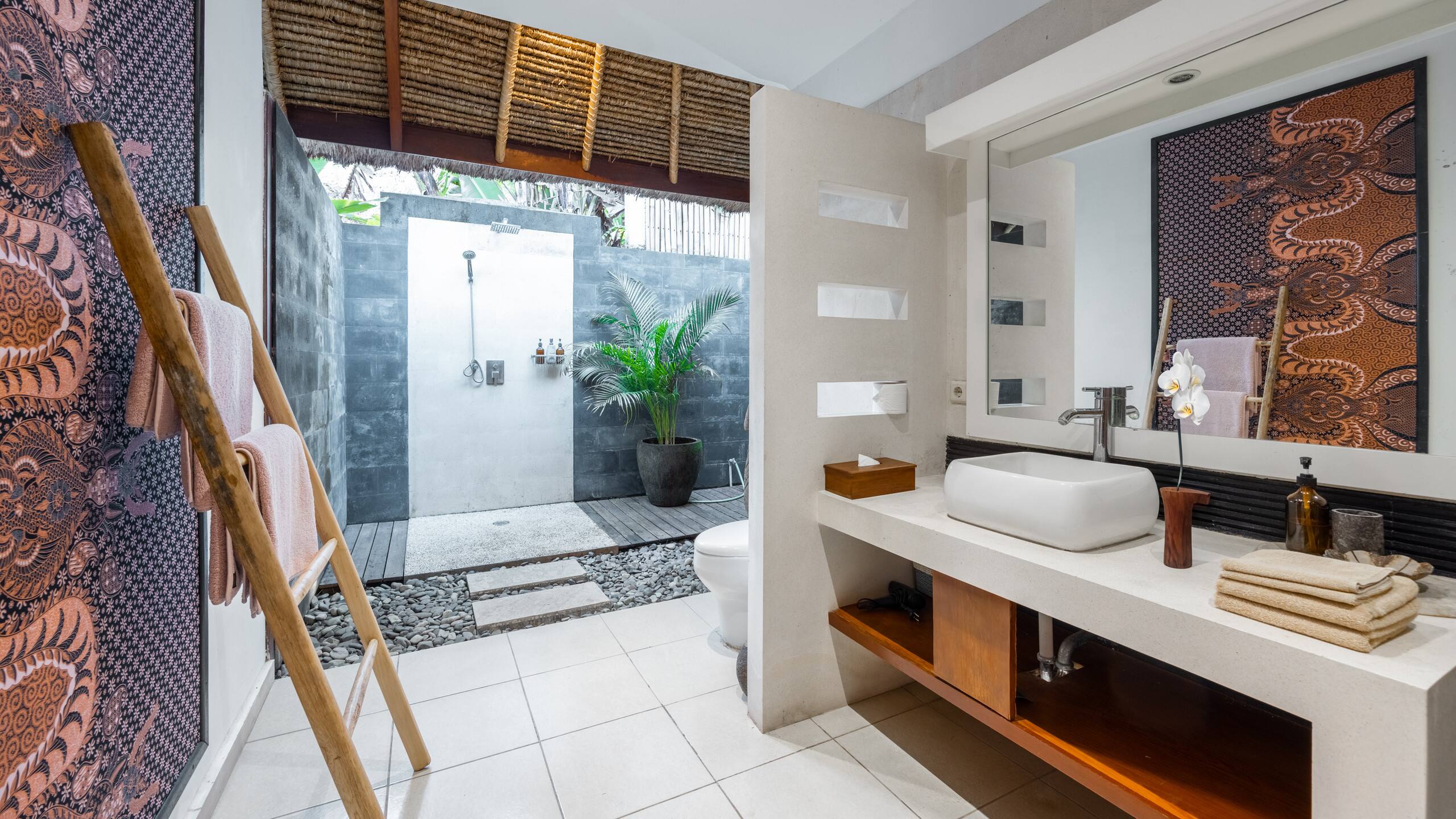 Family & Group 6/7BR villa • 1000sqm • Walk to POI 28