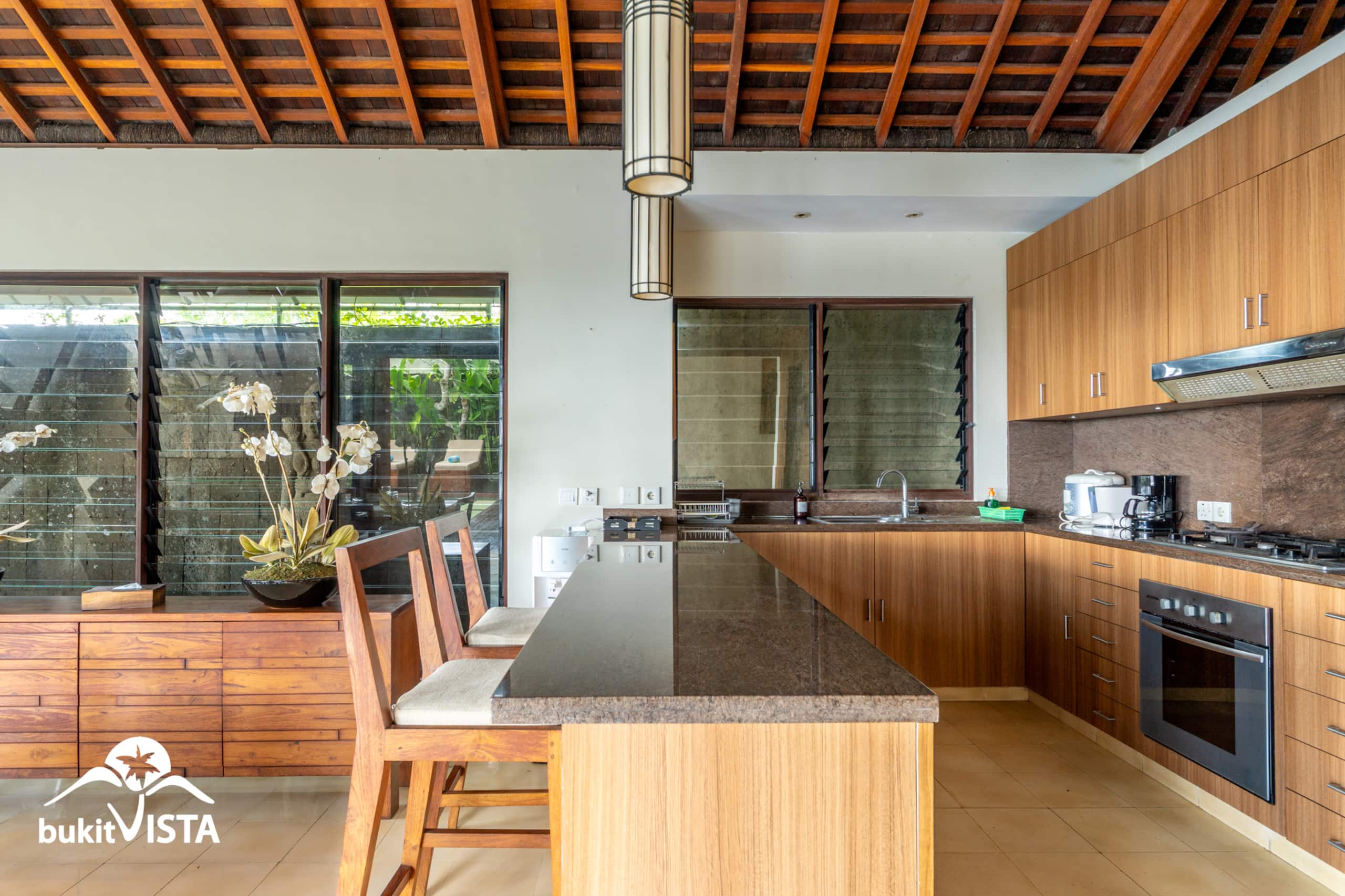 Charming Tropical Soul Escape with Pool in Ungasan 10
