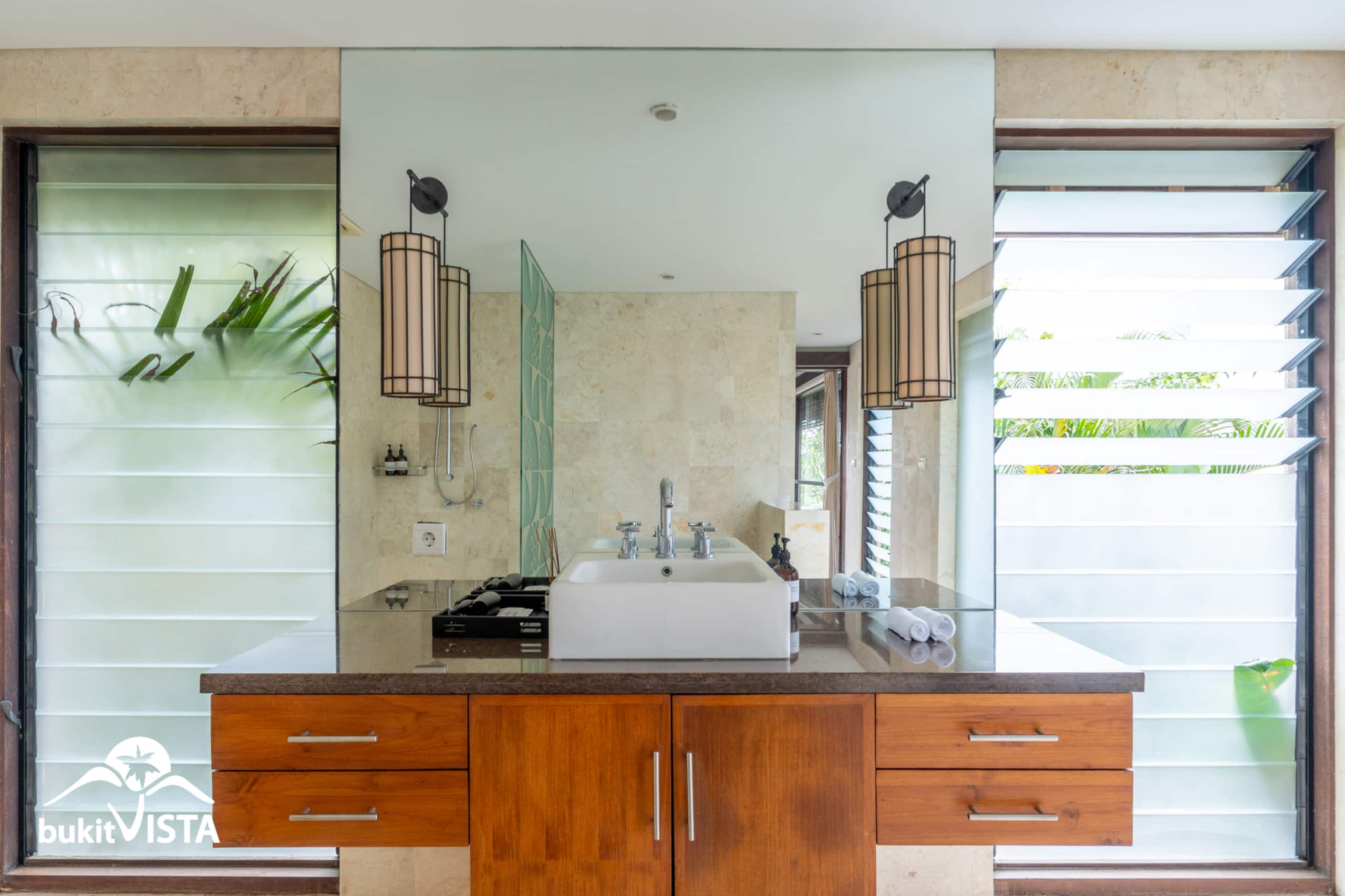 Charming Tropical Soul Escape with Pool in Ungasan 26
