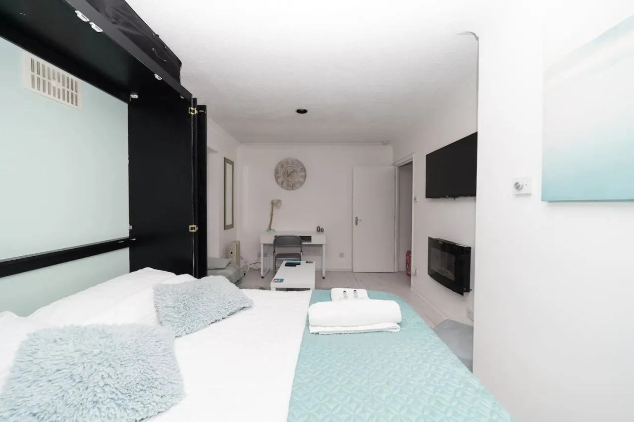 Hullidays》Trinity Suite Studio Old Town 13