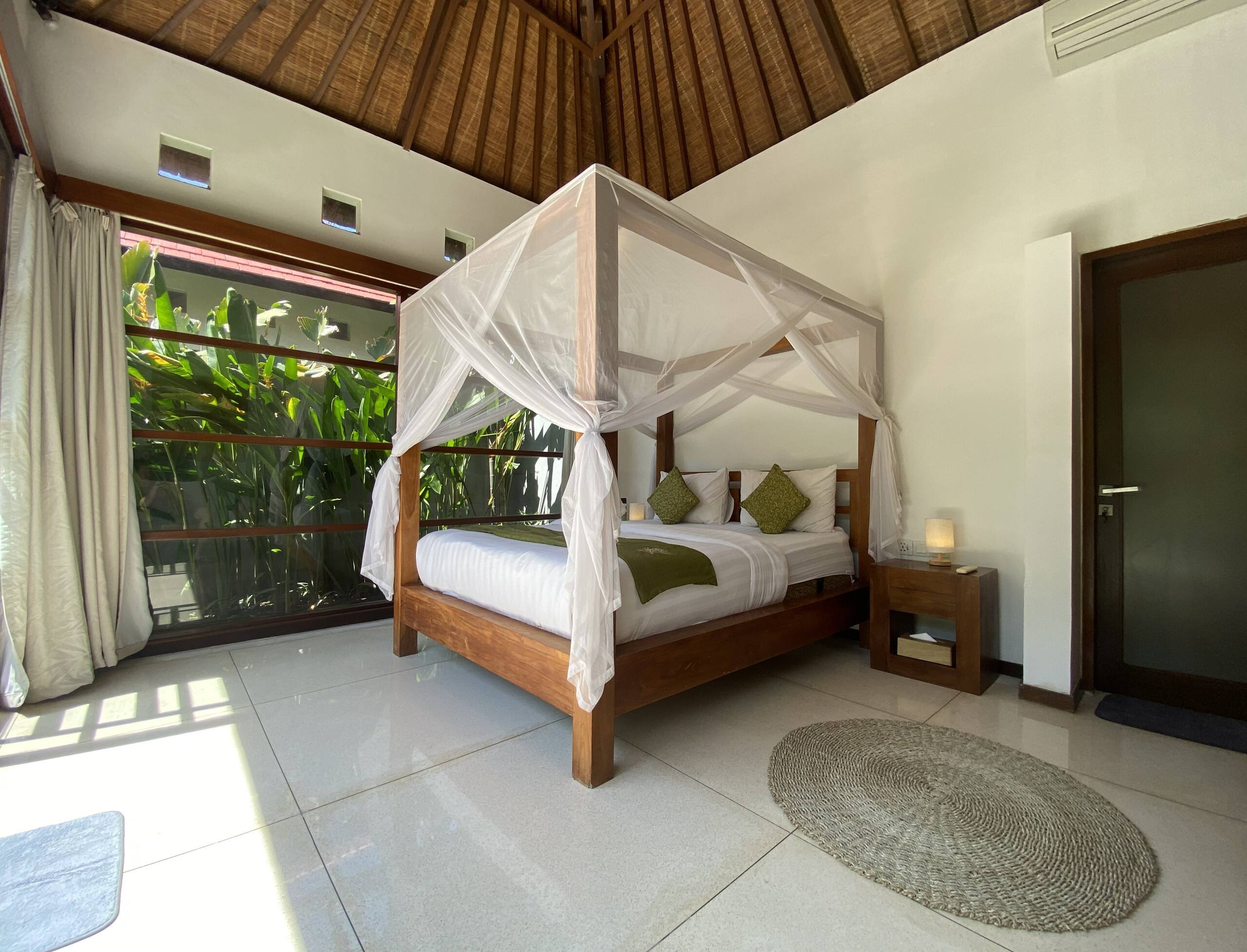Spacious Villa in Petitenget Top Location 35