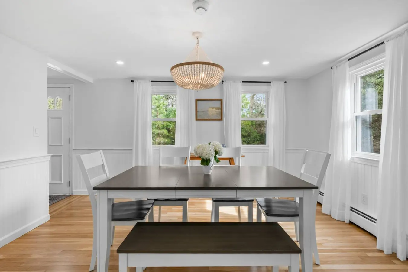 Stunning Renovated Home Near Chatham & Beaches — photo 2