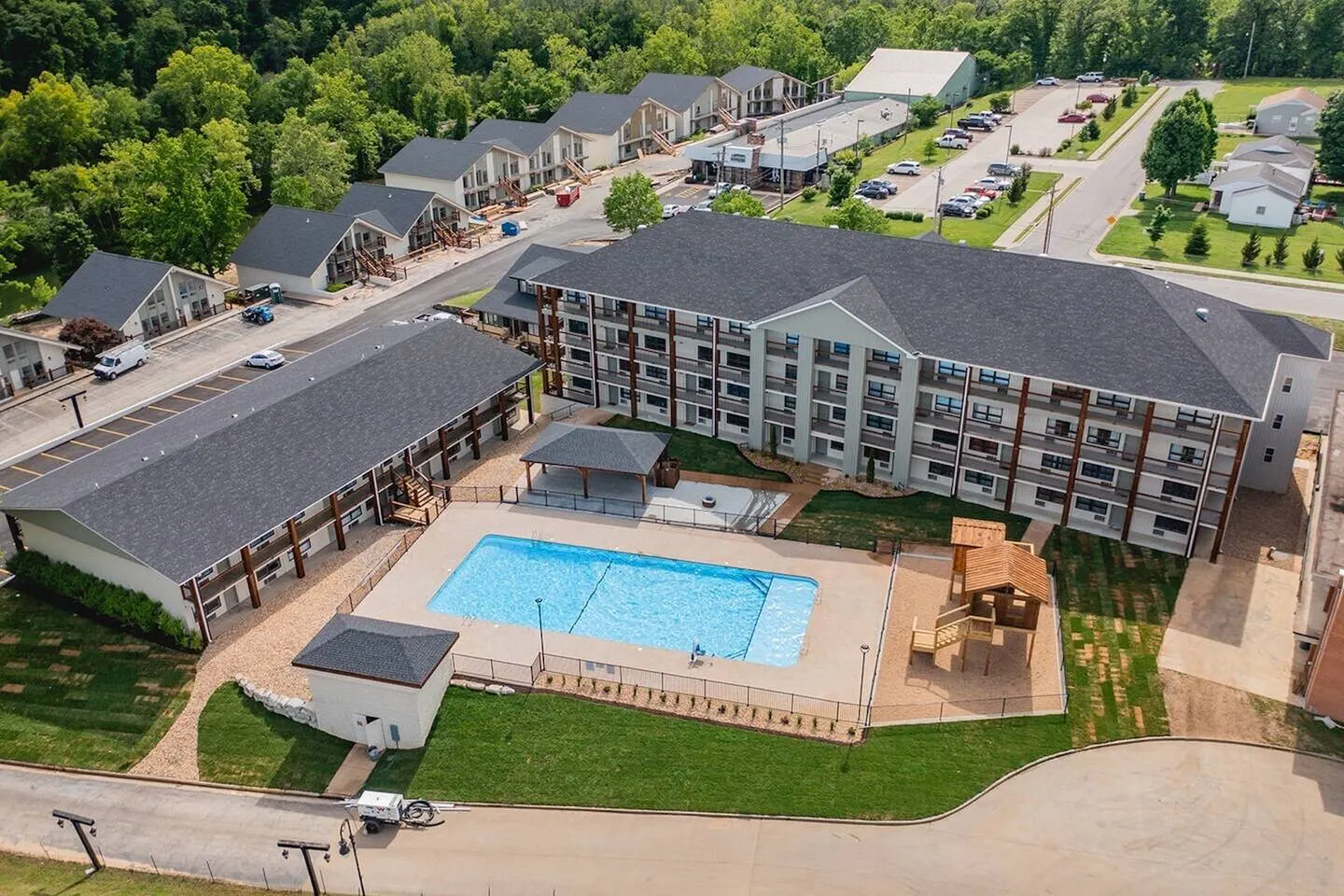 Roark Valley Resort A103 - Poolside 1 bedroom getaway 18