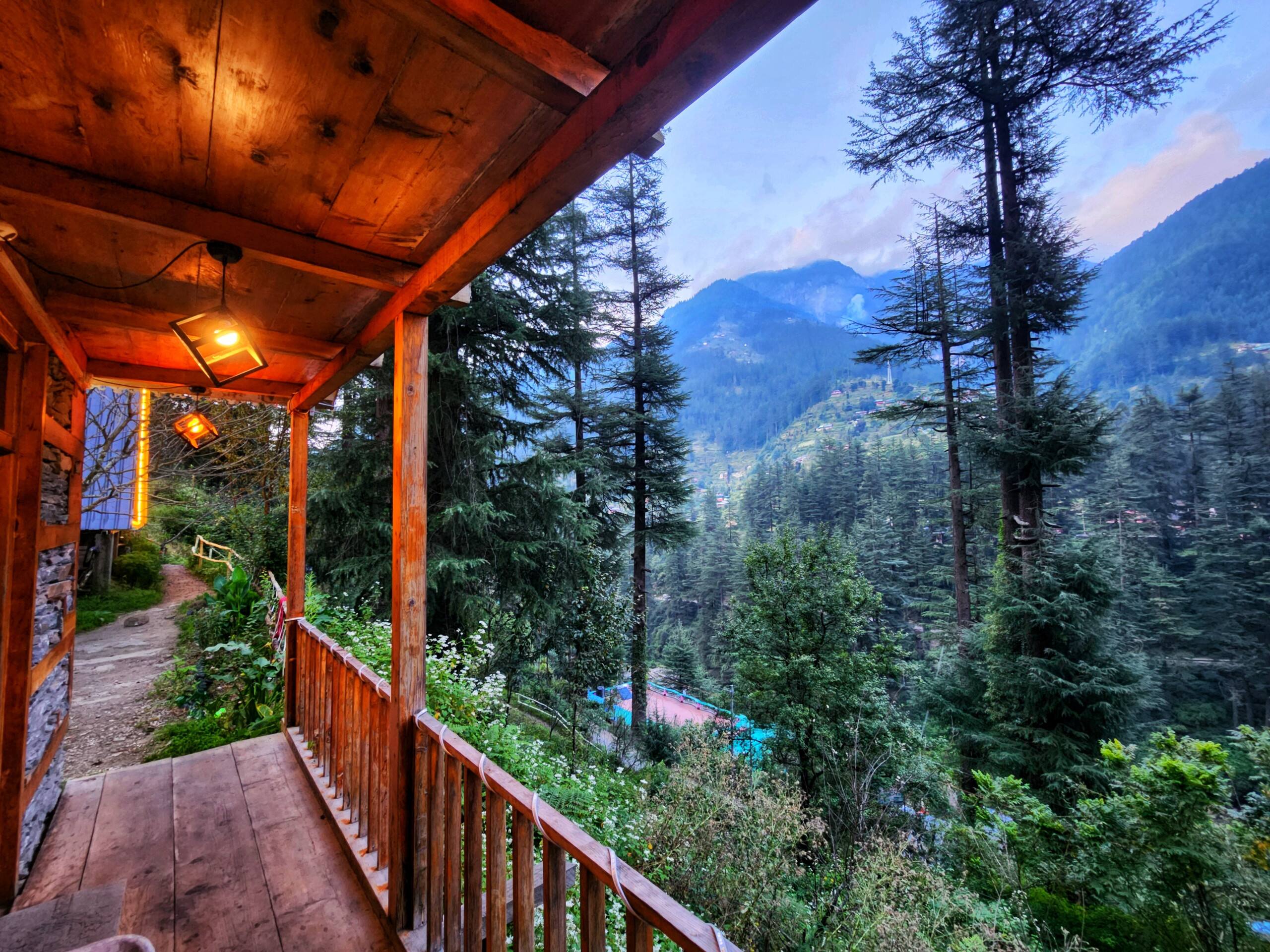 🏡JUNGLE TRAILS COTTAGE🌲SMART TV AND POWER BACKUP 32