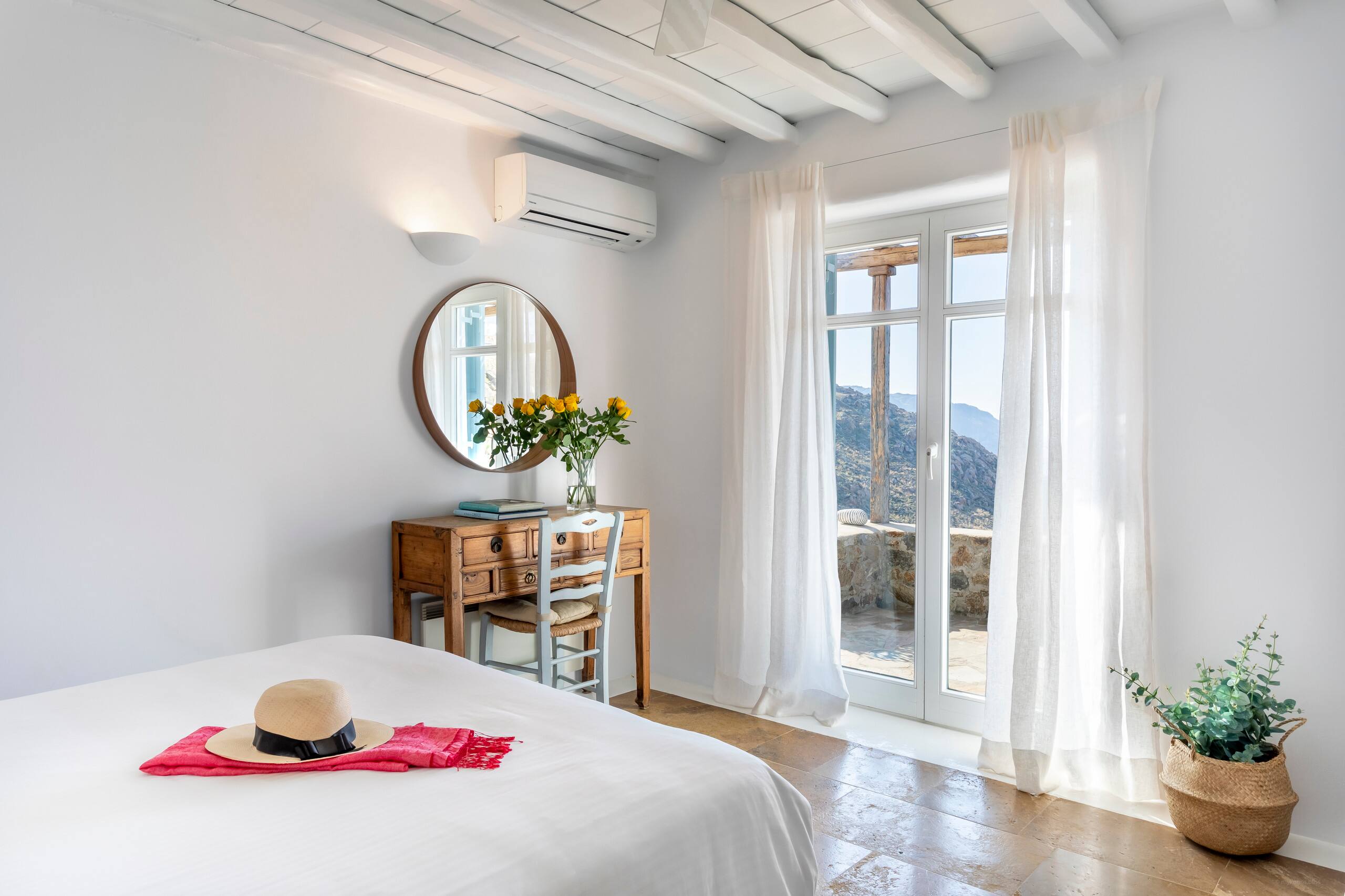 Mykonos.bliss Cyanea 26