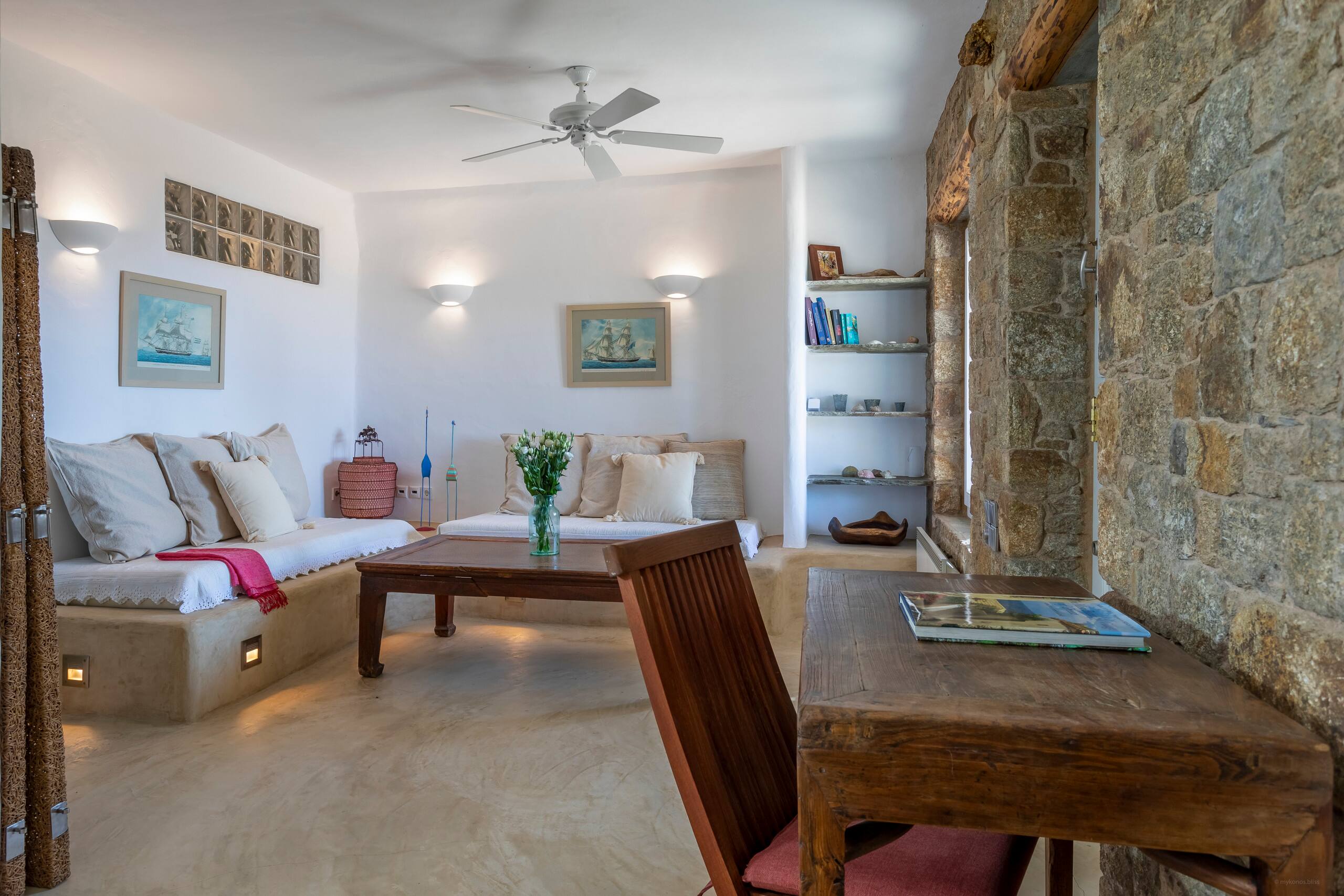 Mykonos.bliss Cyanea 33