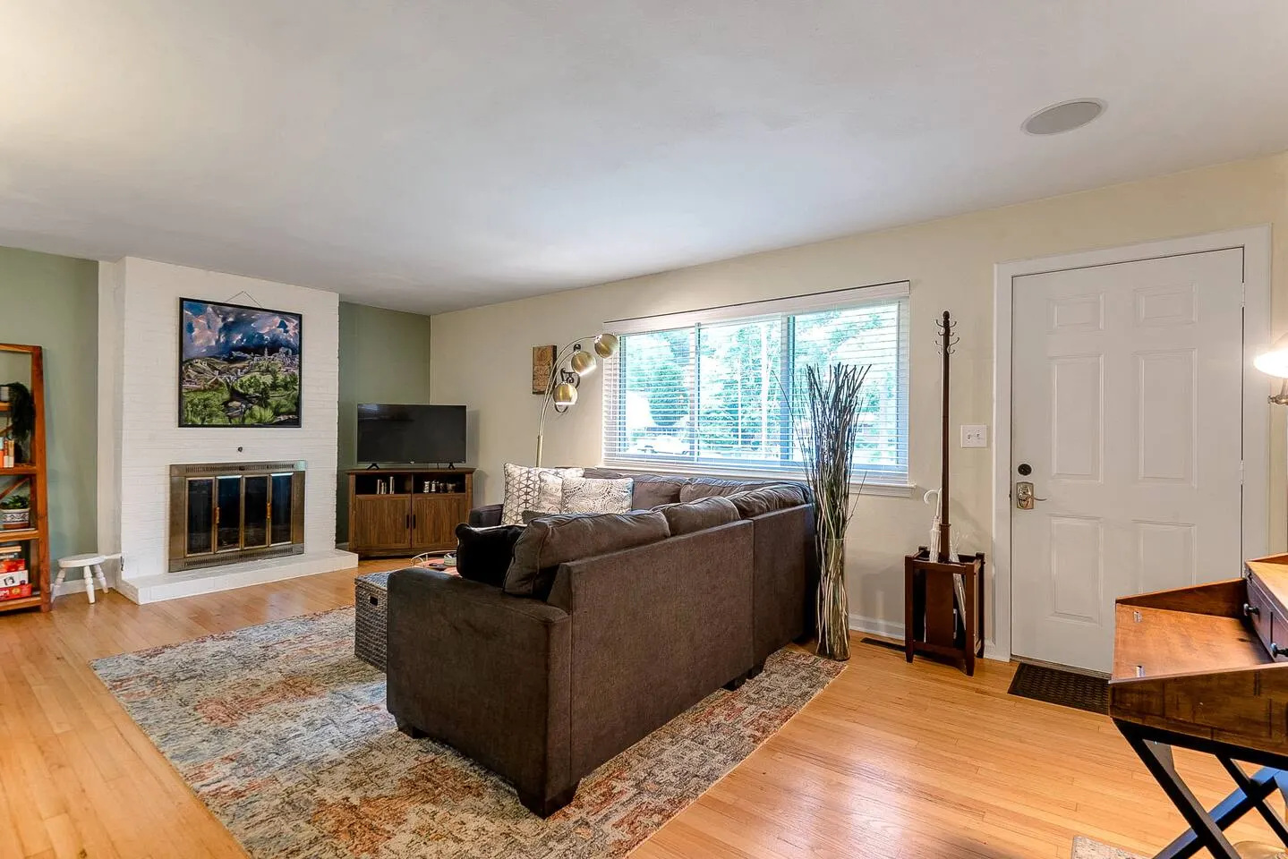 Norfolk 3BR Near Beach + Fenced Backyard 8