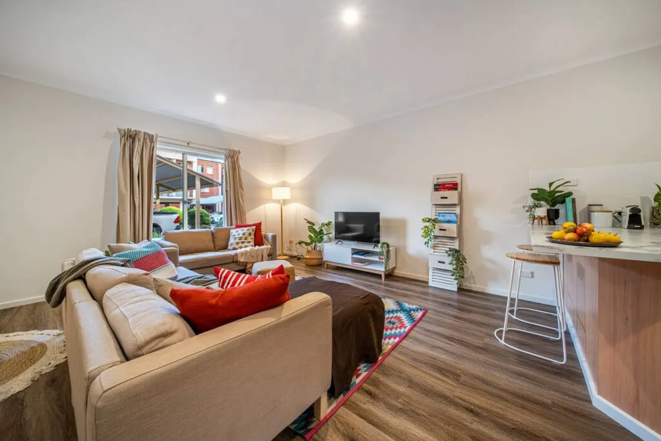 Melbourne St Explorer - A Central Urban Stay 6
