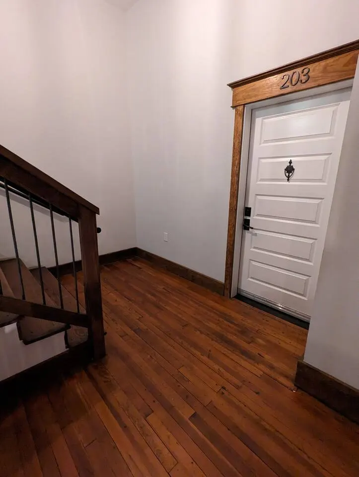Large Studio Suite in the Middle of Downtown JC 10