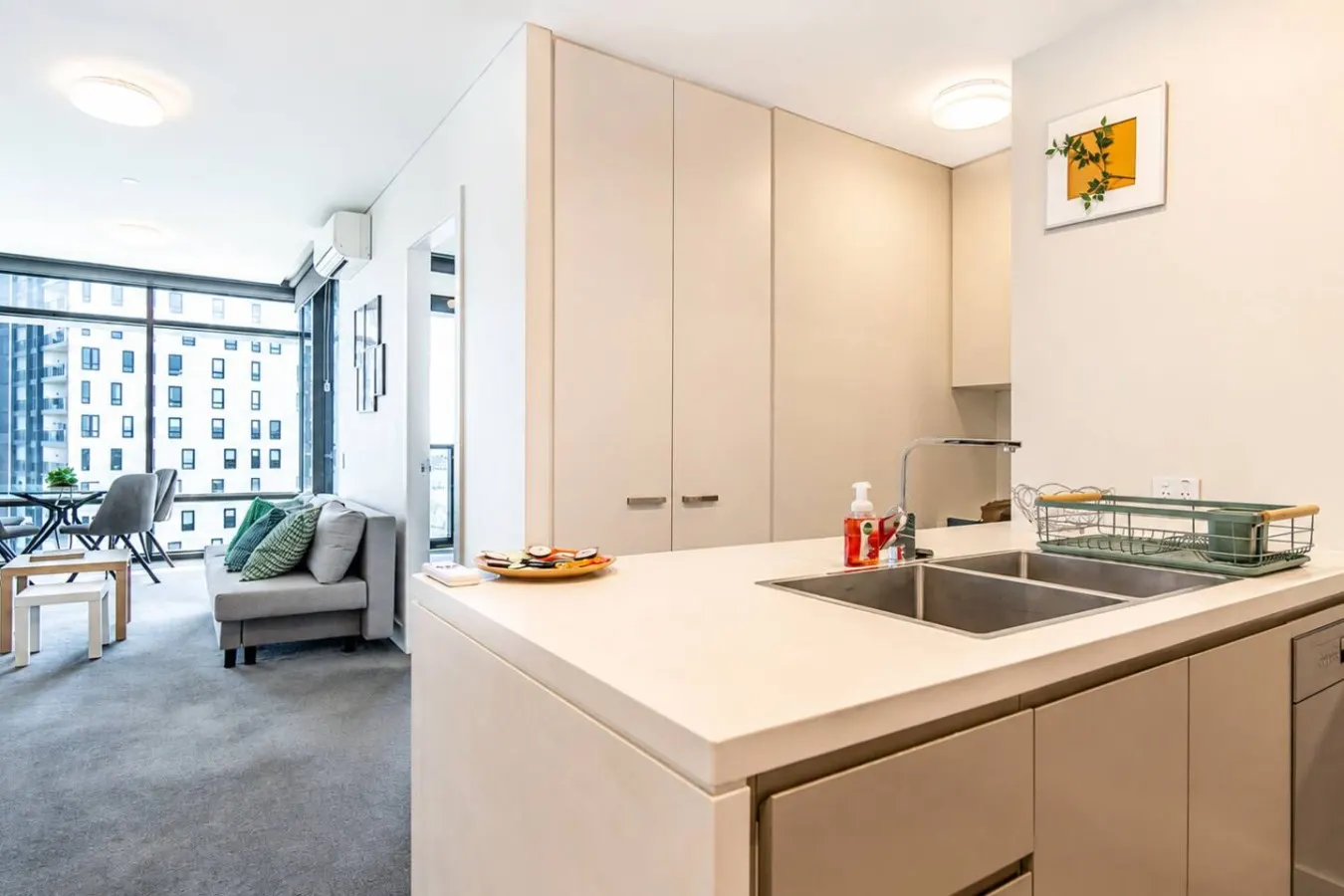 Olympic Park 1BR with Views & Parking 7
