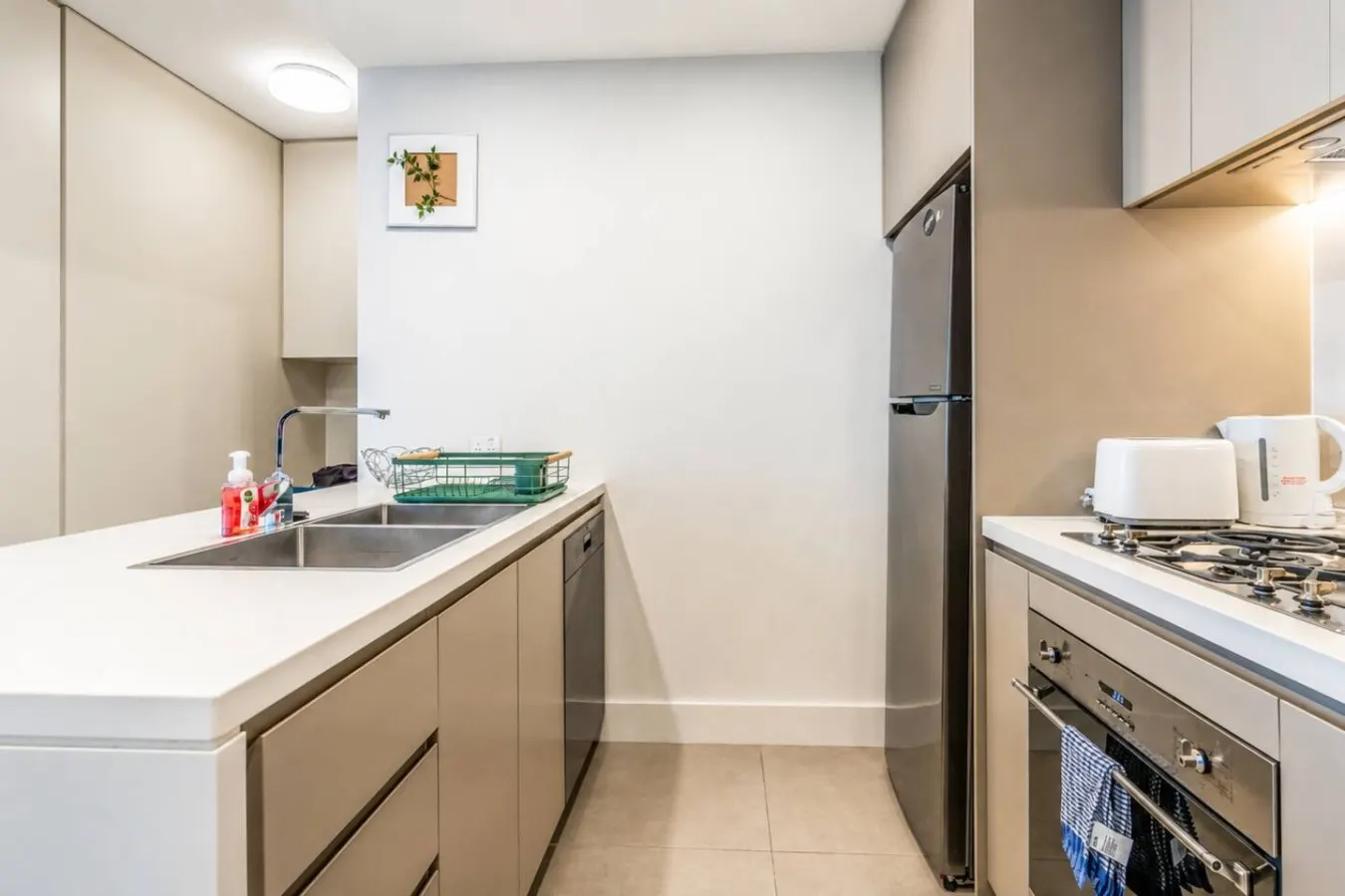 Olympic Park 1BR with Views & Parking 8