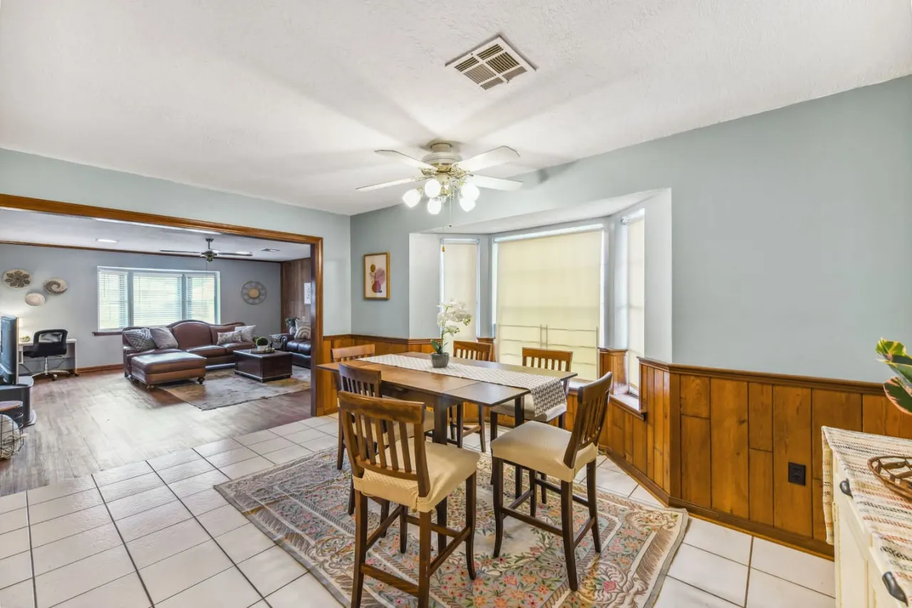 Lovely Metairie 1600sft Loft 10 mnts to Hospitals! 6