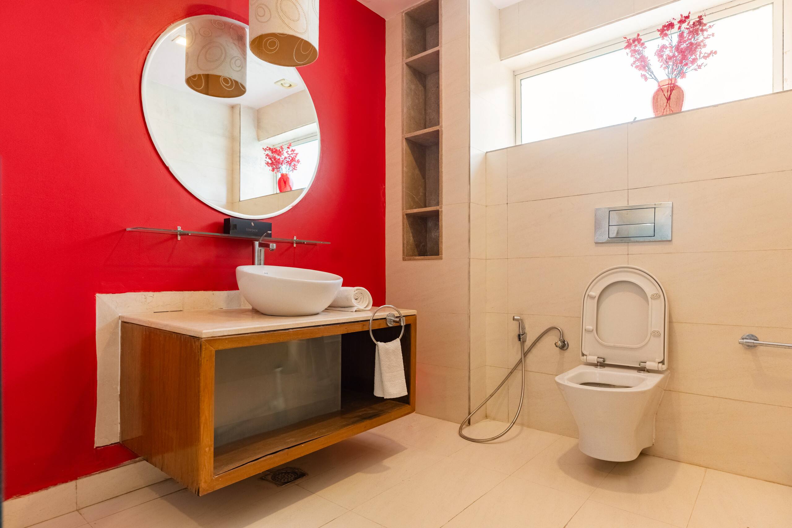 Villa Bianca  by StayJade | Pvt Pool | Nr Airport 29