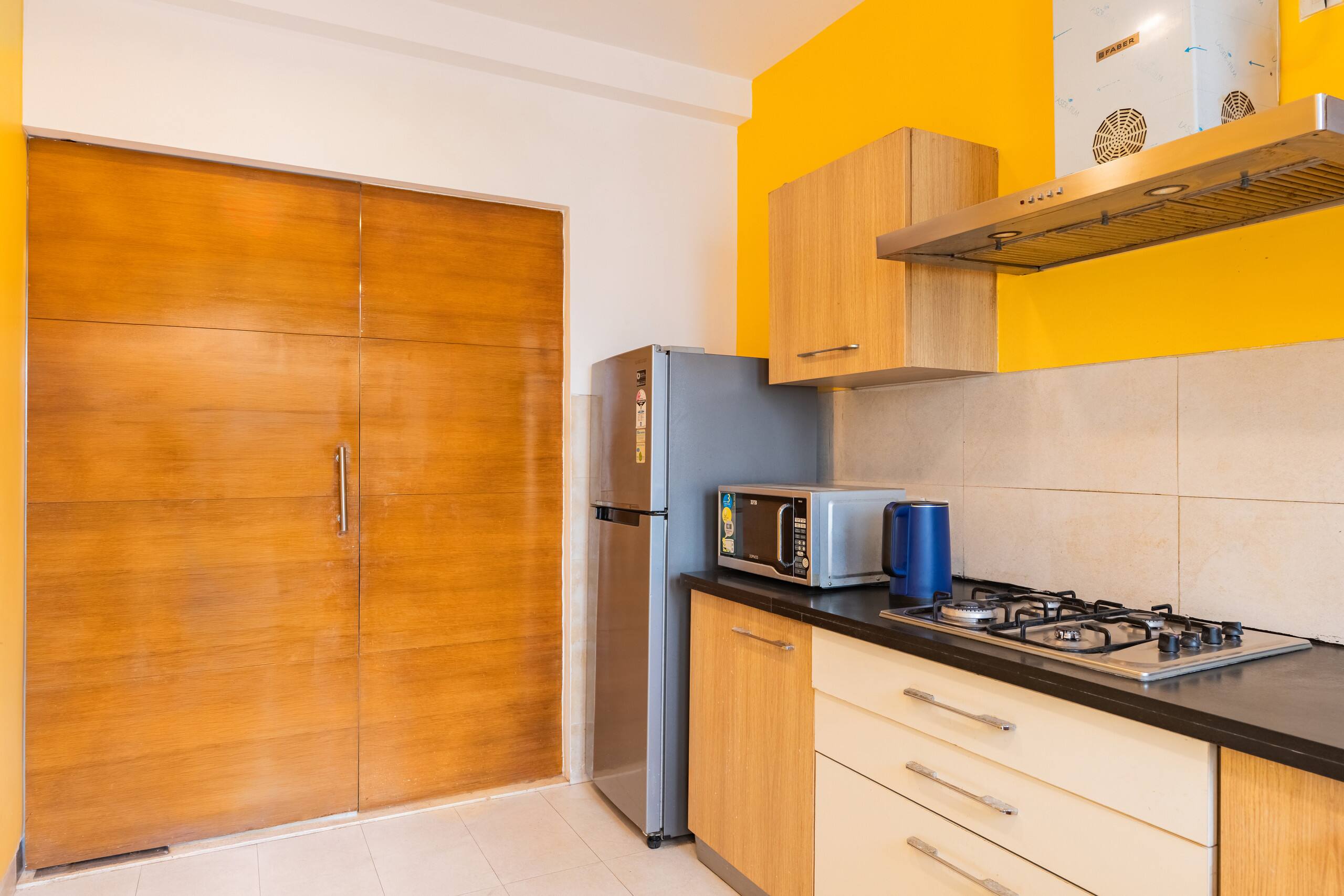 Villa Bianca  by StayJade | Pvt Pool | Nr Airport 18