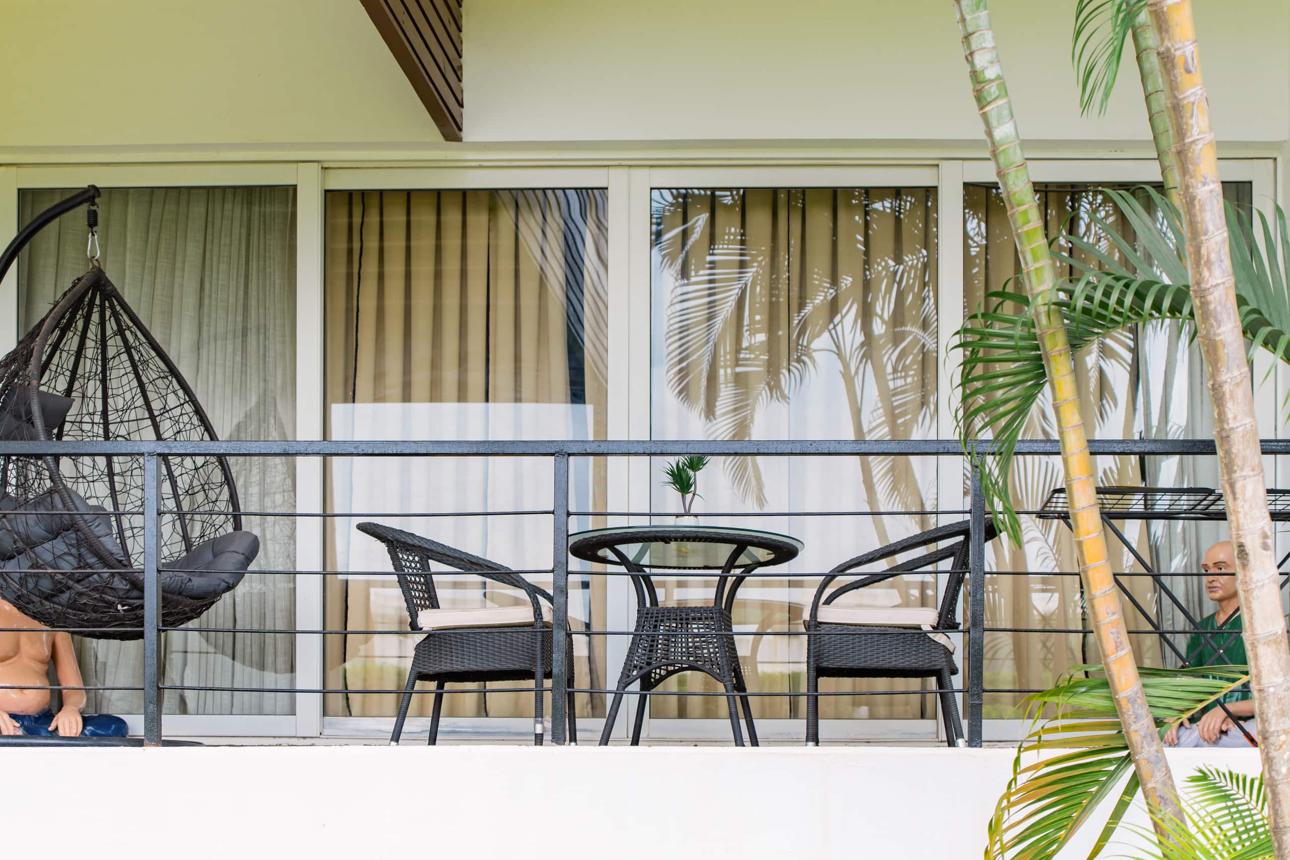 Villa Bianca  by StayJade | Pvt Pool | Nr Airport — photo 5
