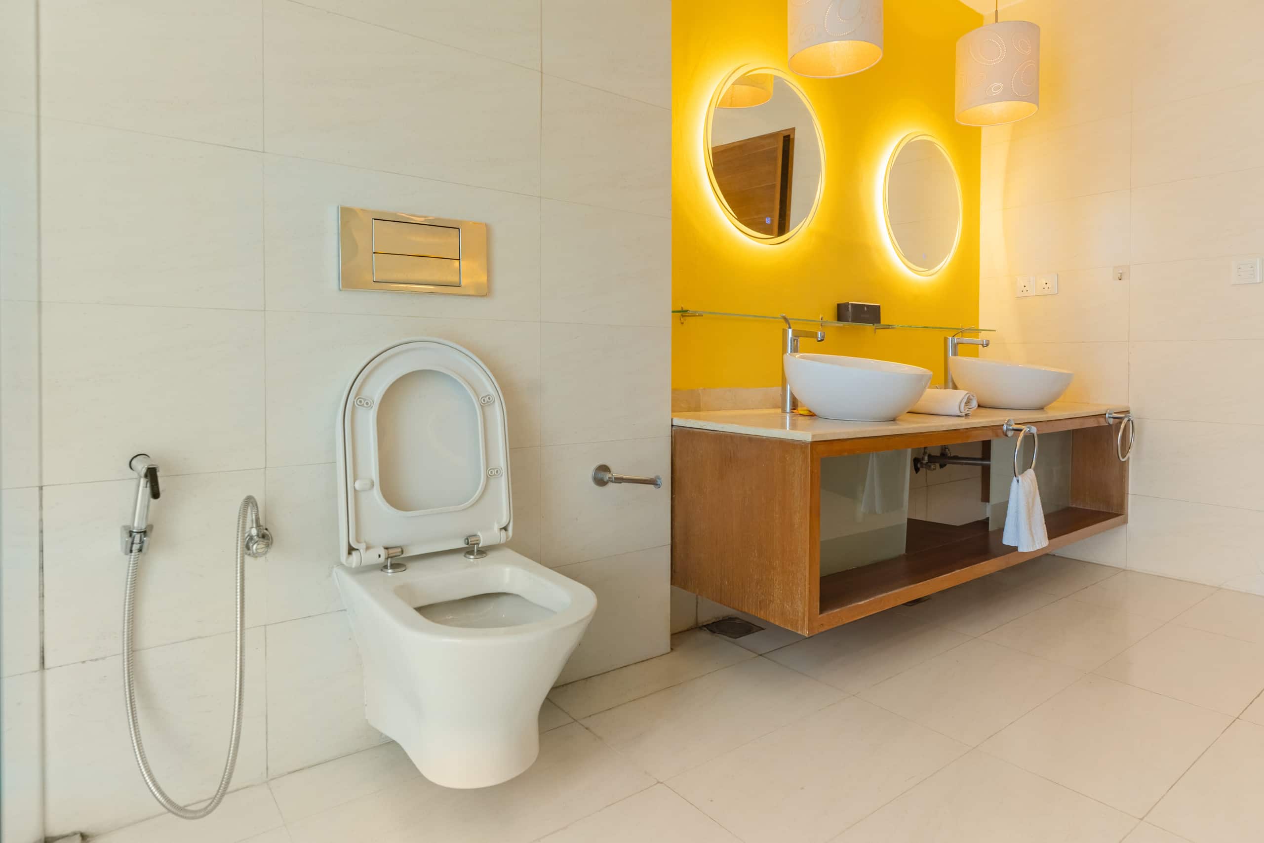 Villa Bianca  by StayJade | Pvt Pool | Nr Airport 28