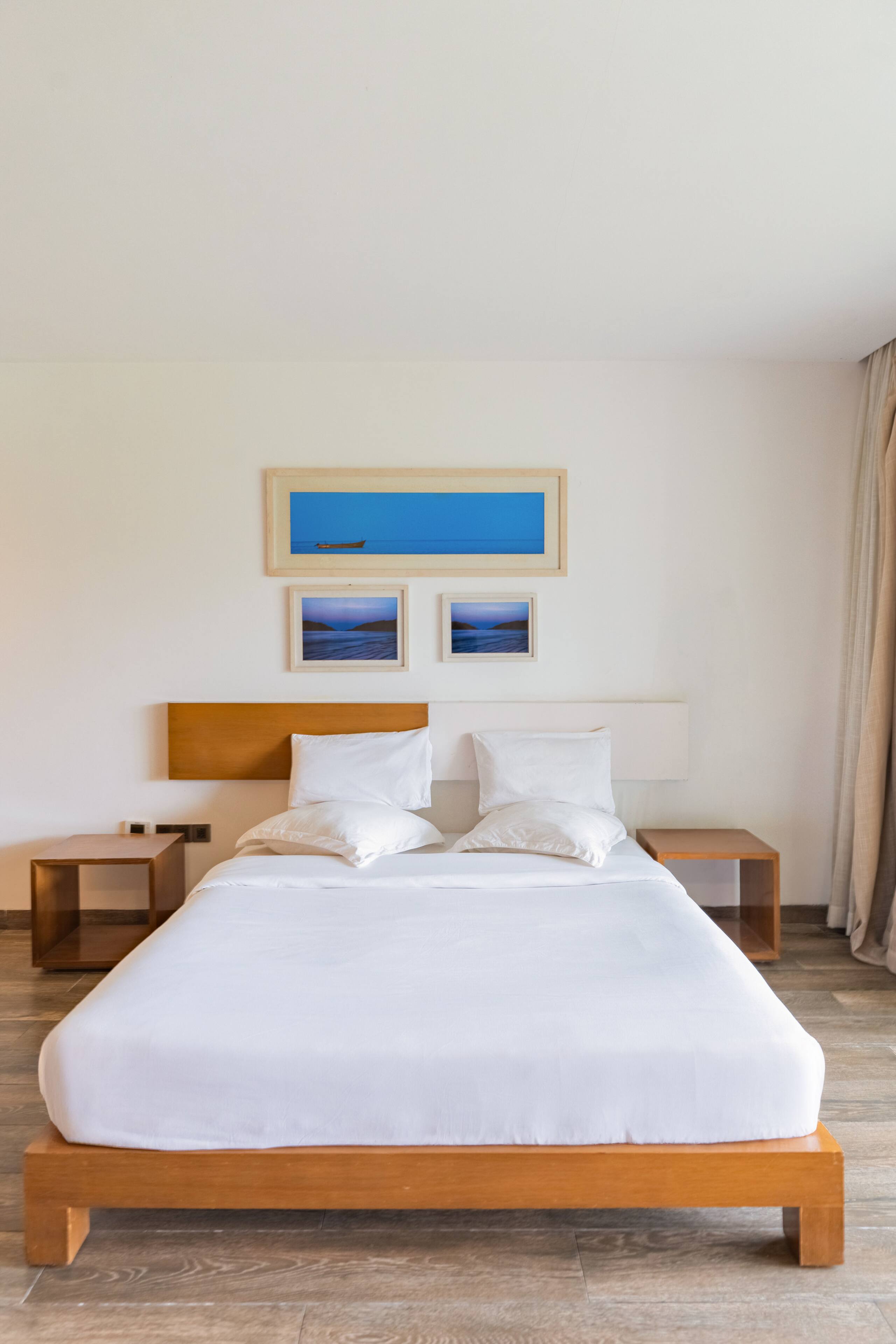 Villa Bianca  by StayJade | Pvt Pool | Nr Airport 37