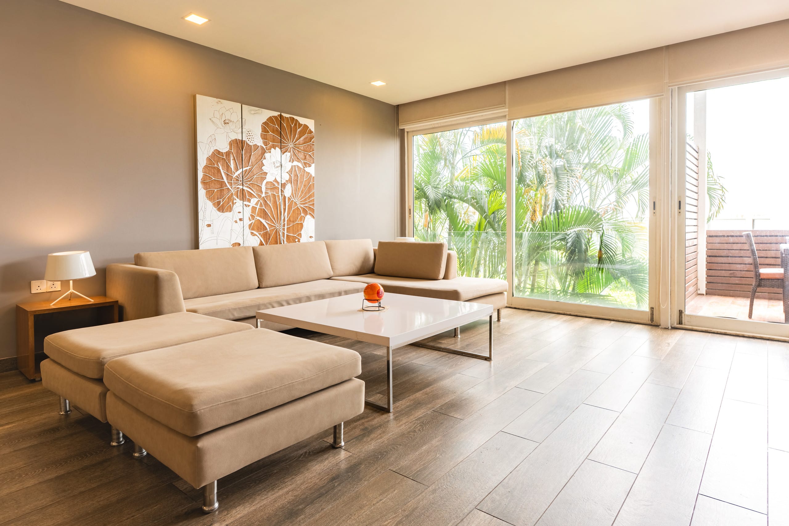 Villa Bianca  by StayJade | Pvt Pool | Nr Airport 9