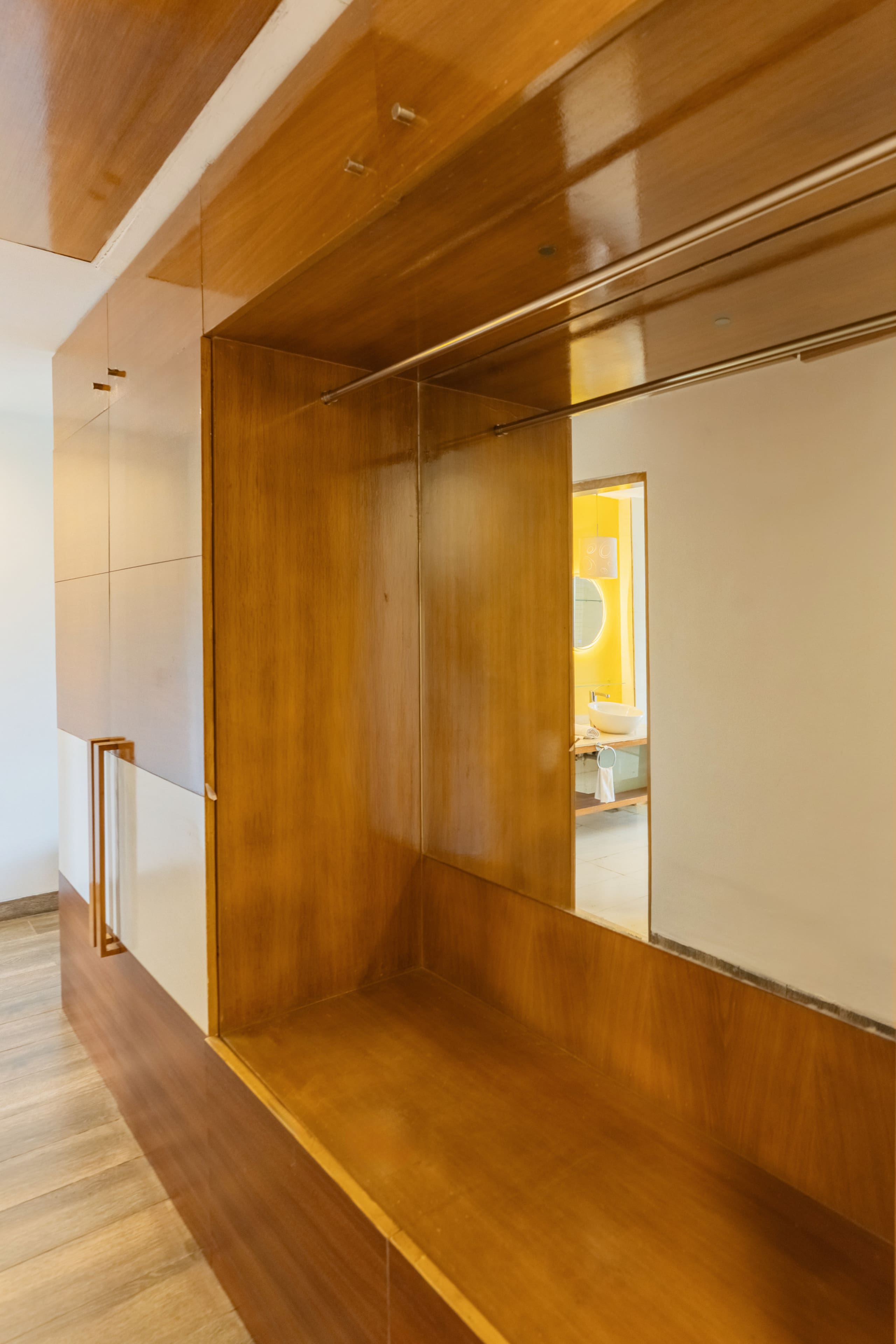 Villa Bianca  by StayJade | Pvt Pool | Nr Airport 36