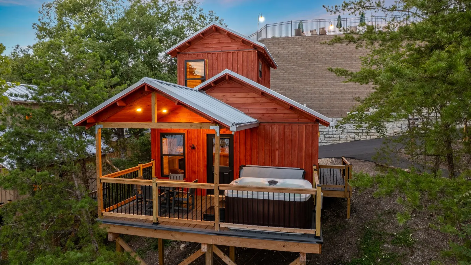 Cherokee Orchard, Treelodge #12 7