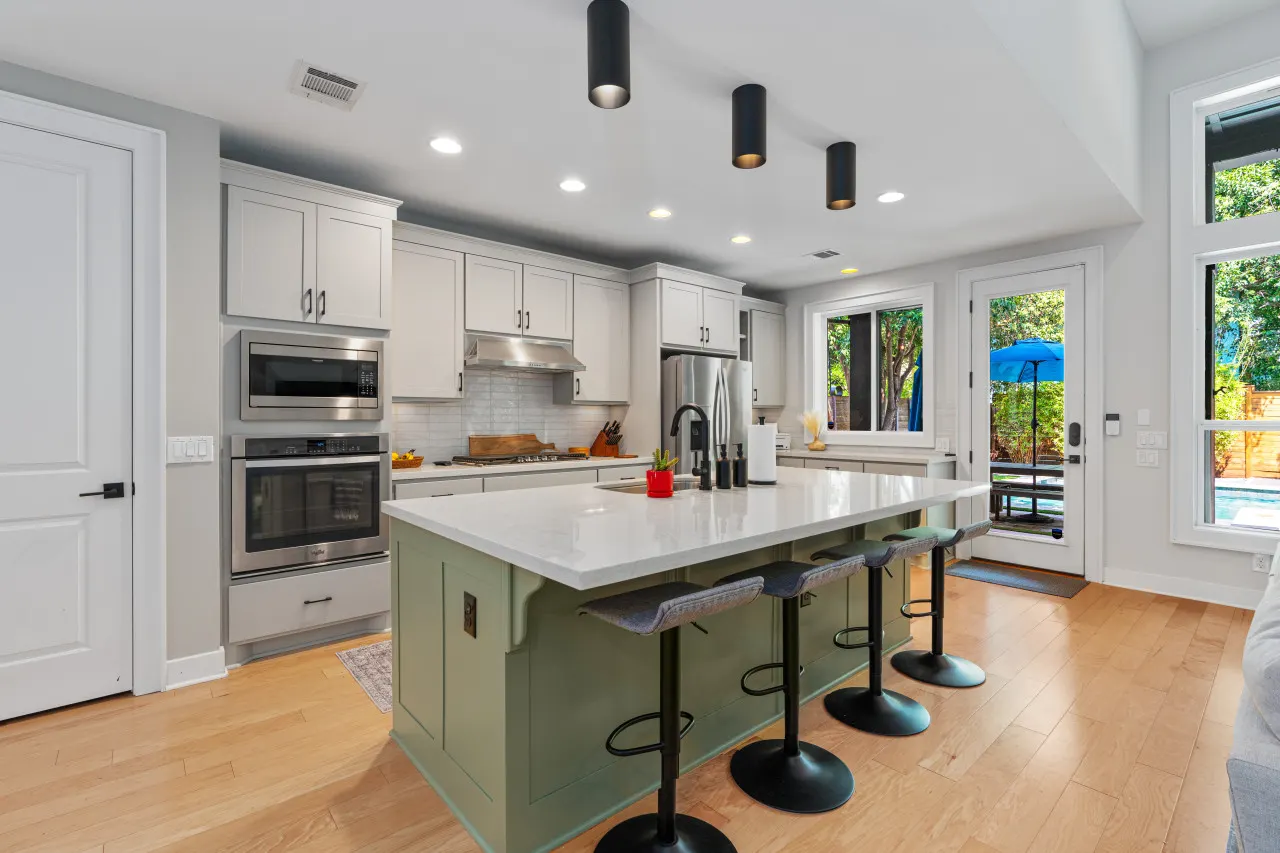 Zilker Home with Heated Pool, Hot Tub, Walkable 11