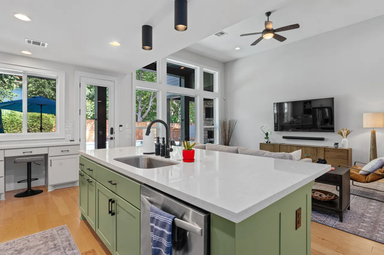 Zilker Home with Heated Pool, Hot Tub, Walkable 12
