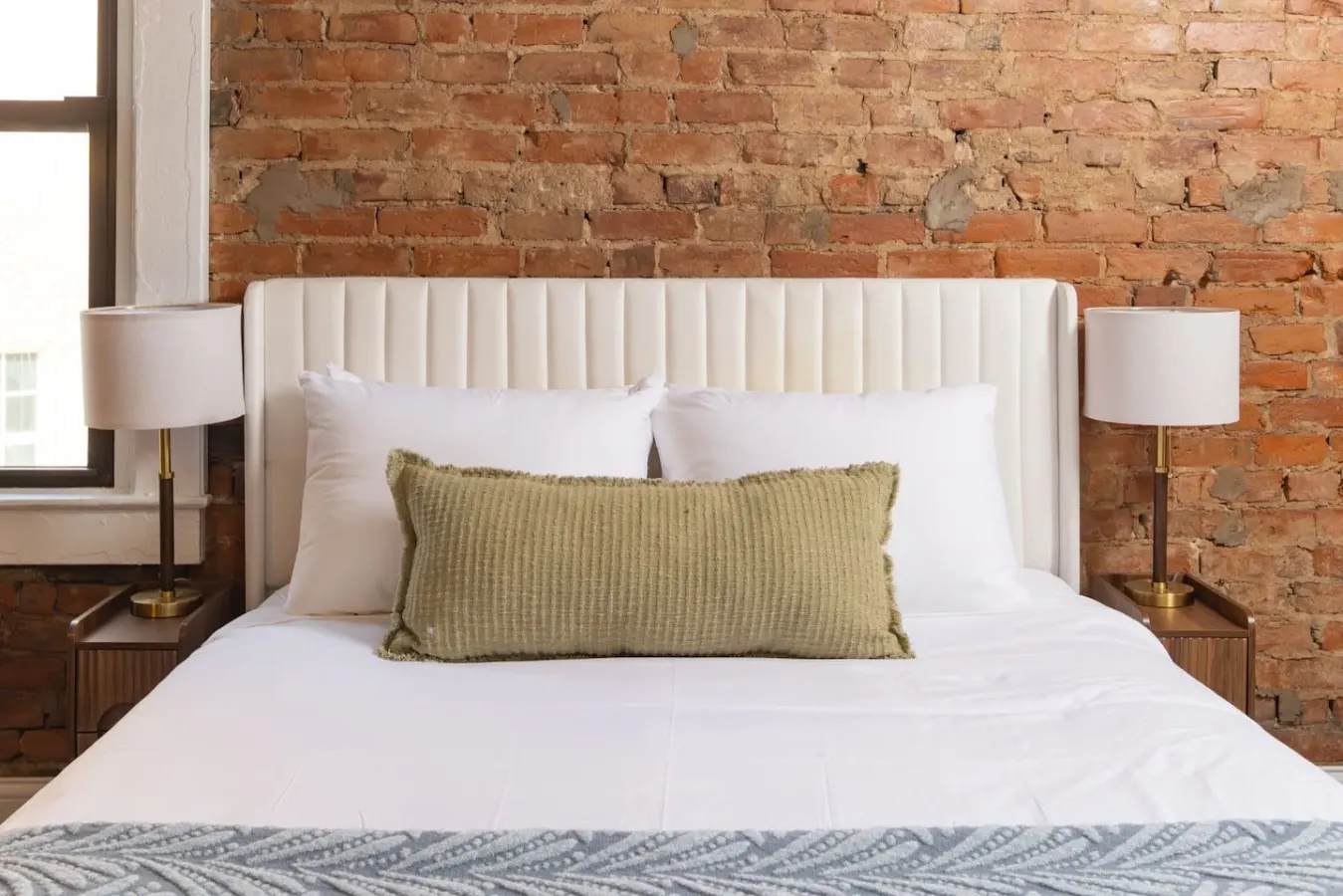 The Swan OTR, Rooftop and Parking, 3Br / 2.5Ba 16
