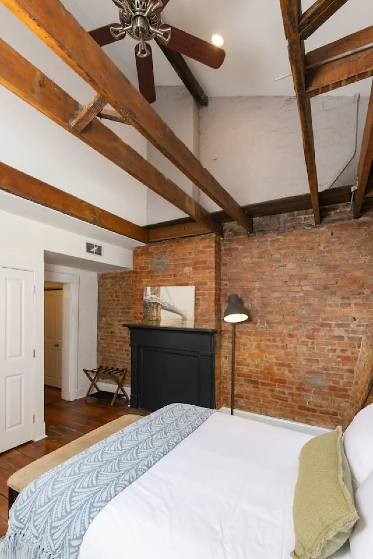 The Swan OTR, Rooftop and Parking, 3Br / 2.5Ba 17