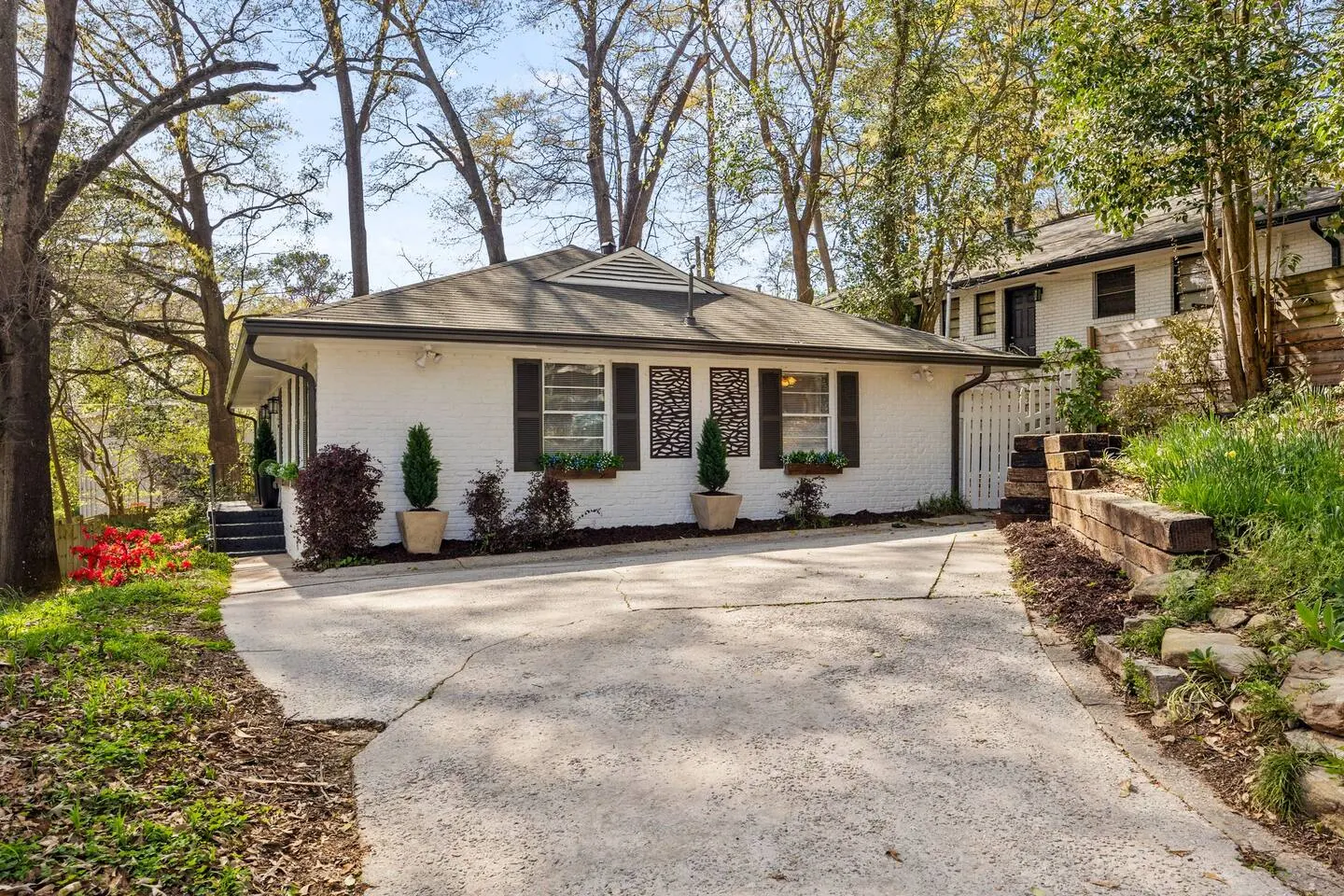 Private 2BR Unit Near Buckhead & Lenox Mall — photo 2