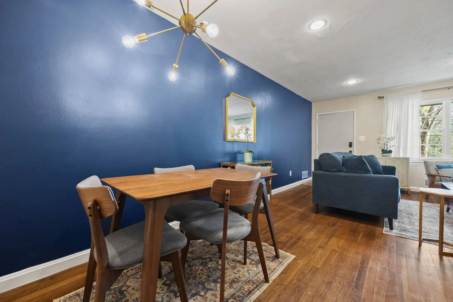 Private 2BR Unit Near Buckhead & Lenox Mall — photo 4