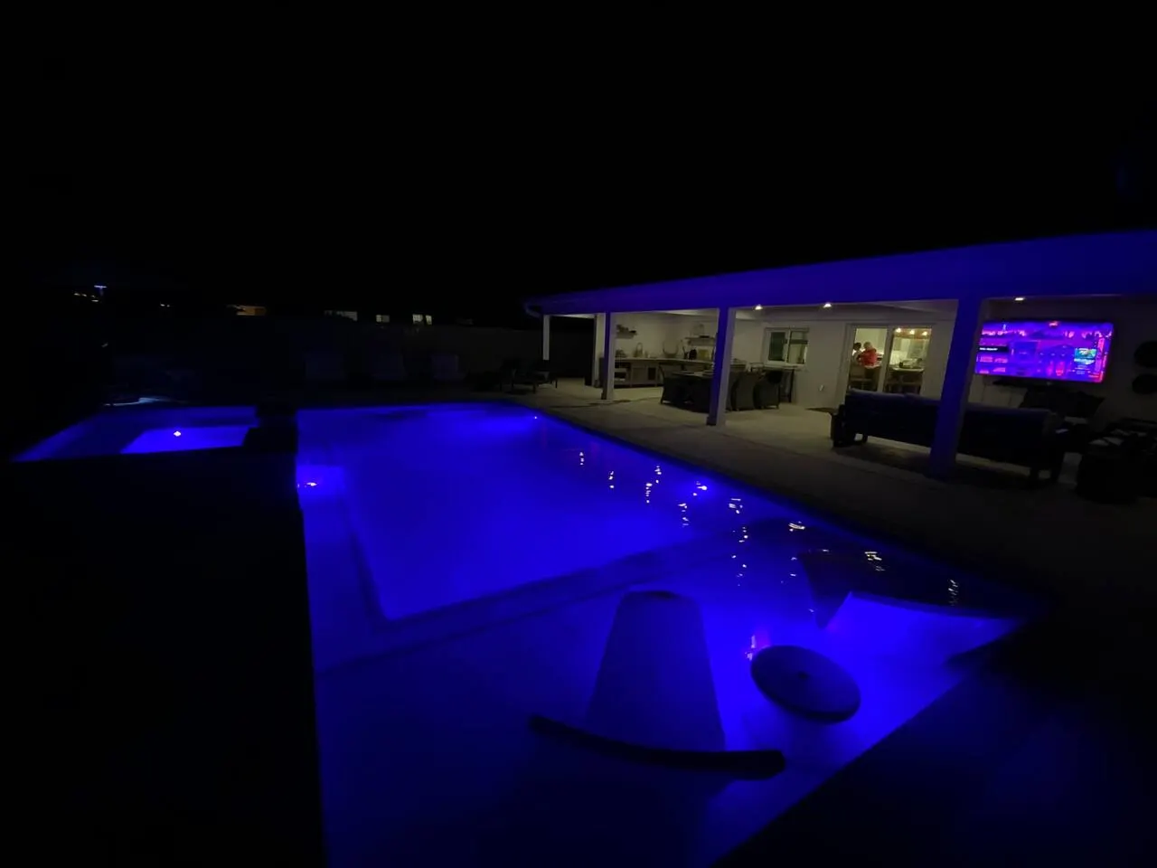 The ELITE Beach Home! Your Own Private Resort! 18