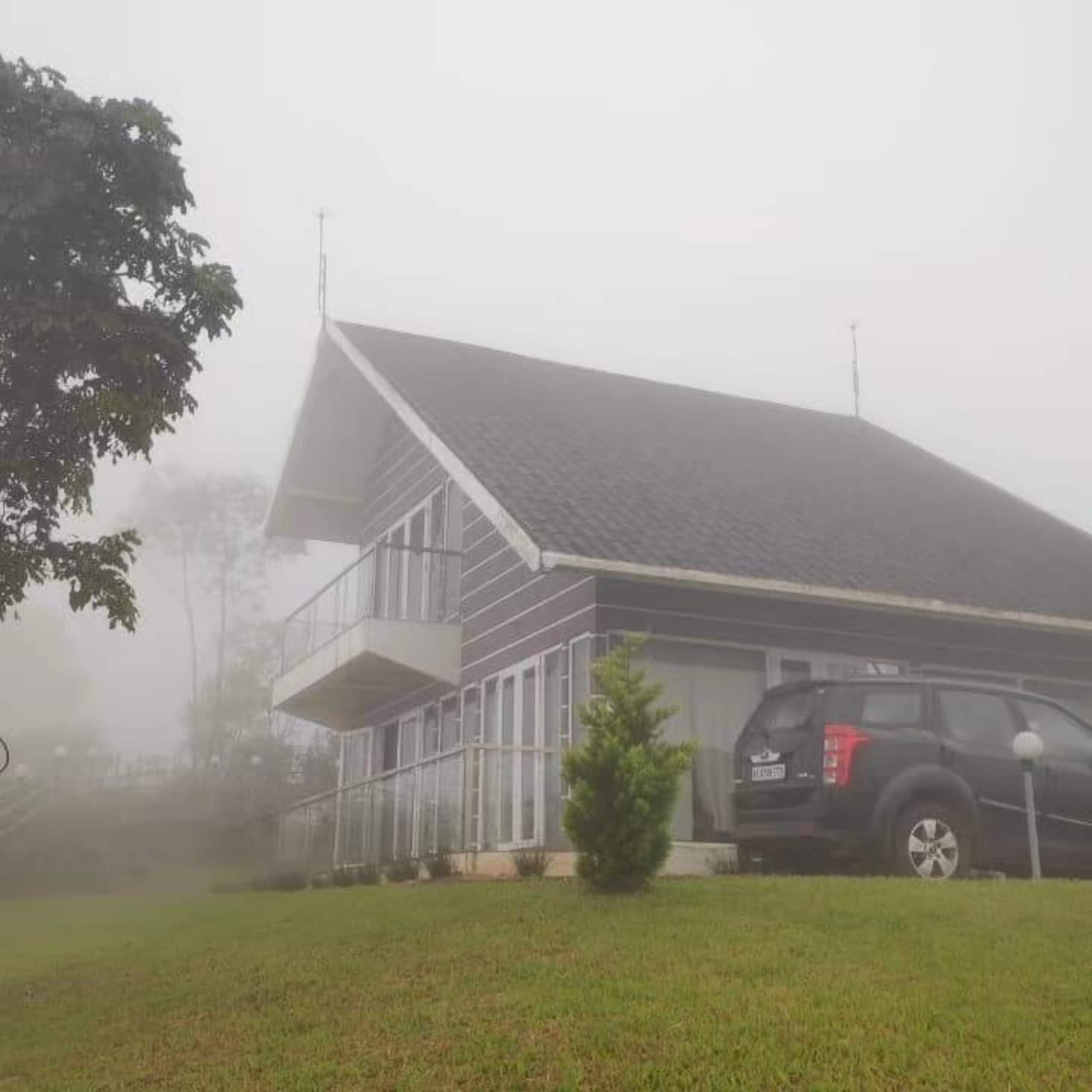 Cuckoo's Nest villa in Vagamon, 14