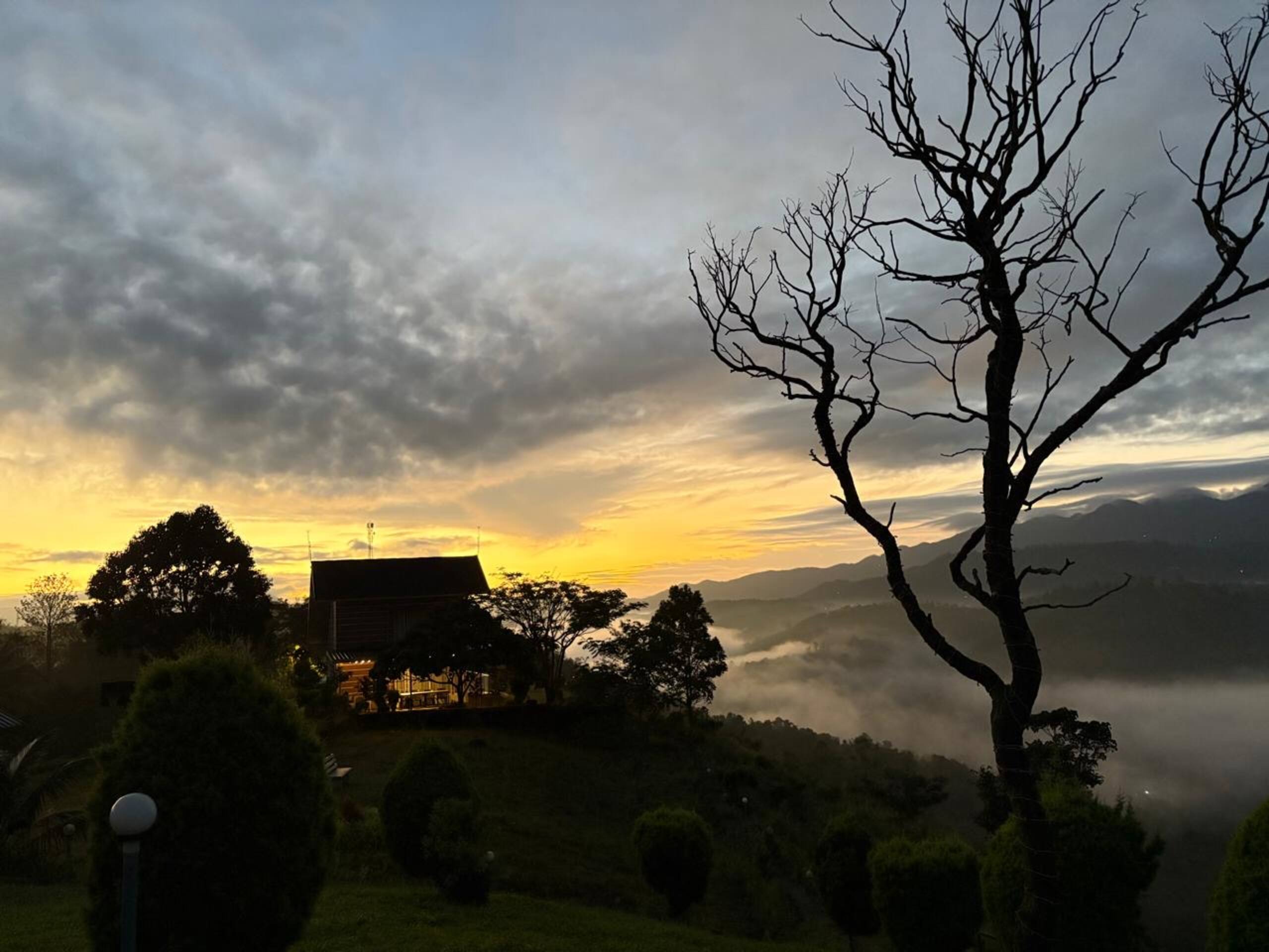 Cuckoo's Nest villa in Vagamon, 18