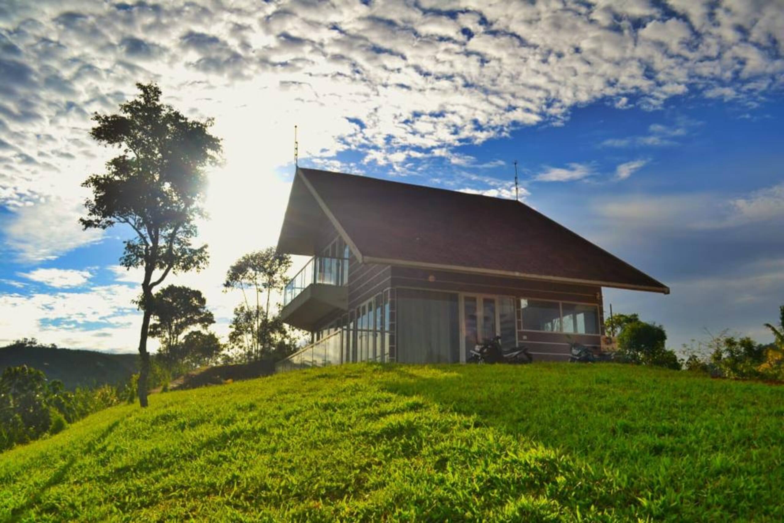 Cuckoo's Nest villa in Vagamon, 1
