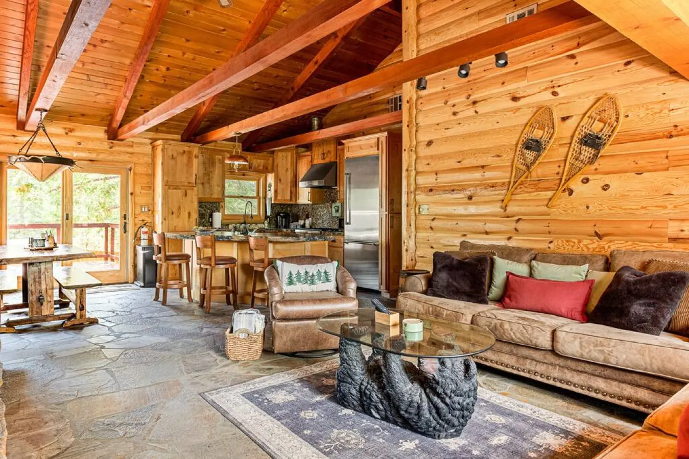 Shasta Pines + Hot Tub + Dog Friendly + EV Plug Provided 14