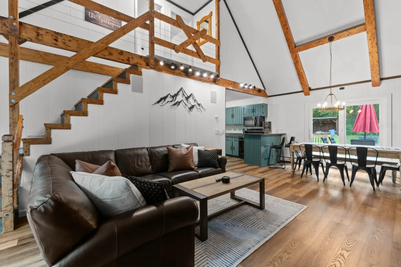 White Cap Cabin Hot Tub, Games Room, Fire Pit 9