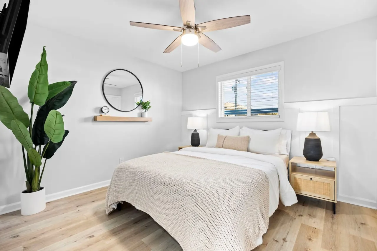 The Oceanfront Oasis 13
