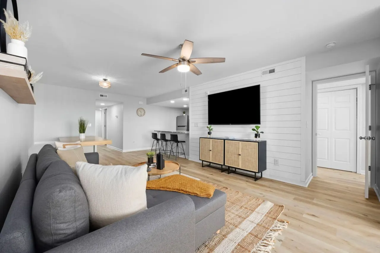 The Oceanfront Oasis 15