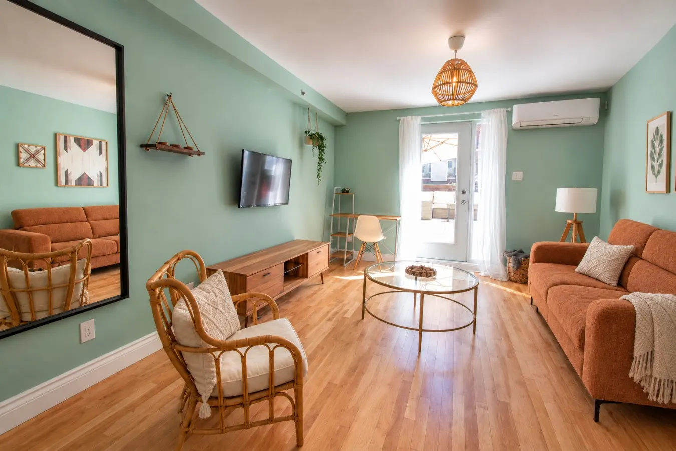 Bohemian/2Bds/Rooftop/Terraces/Plateau/St-Denis/AC 1