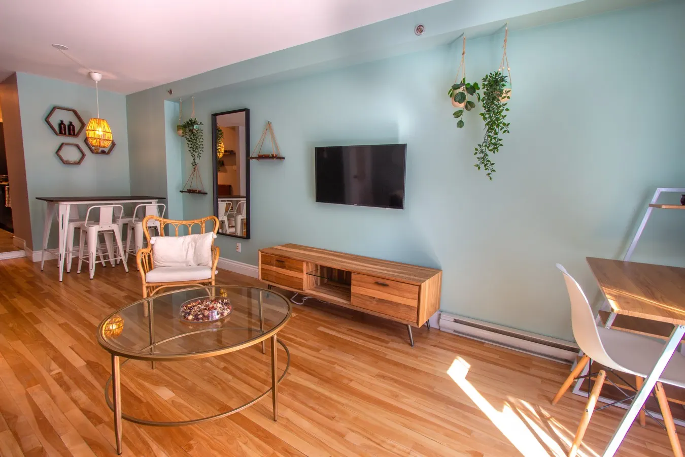 Bohemian/2Bds/Rooftop/Terraces/Plateau/St-Denis/AC 9
