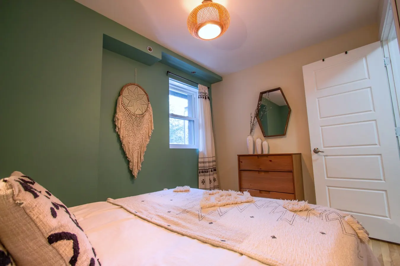 Bohemian/2Bds/Rooftop/Terraces/Plateau/St-Denis/AC 16