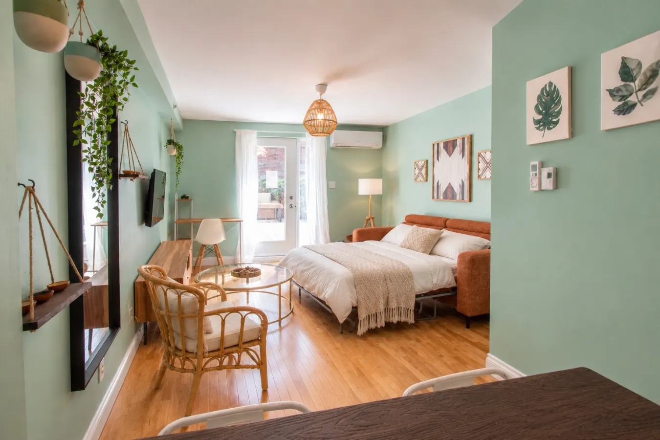 Bohemian/2Bds/Rooftop/Terraces/Plateau/St-Denis/AC 17