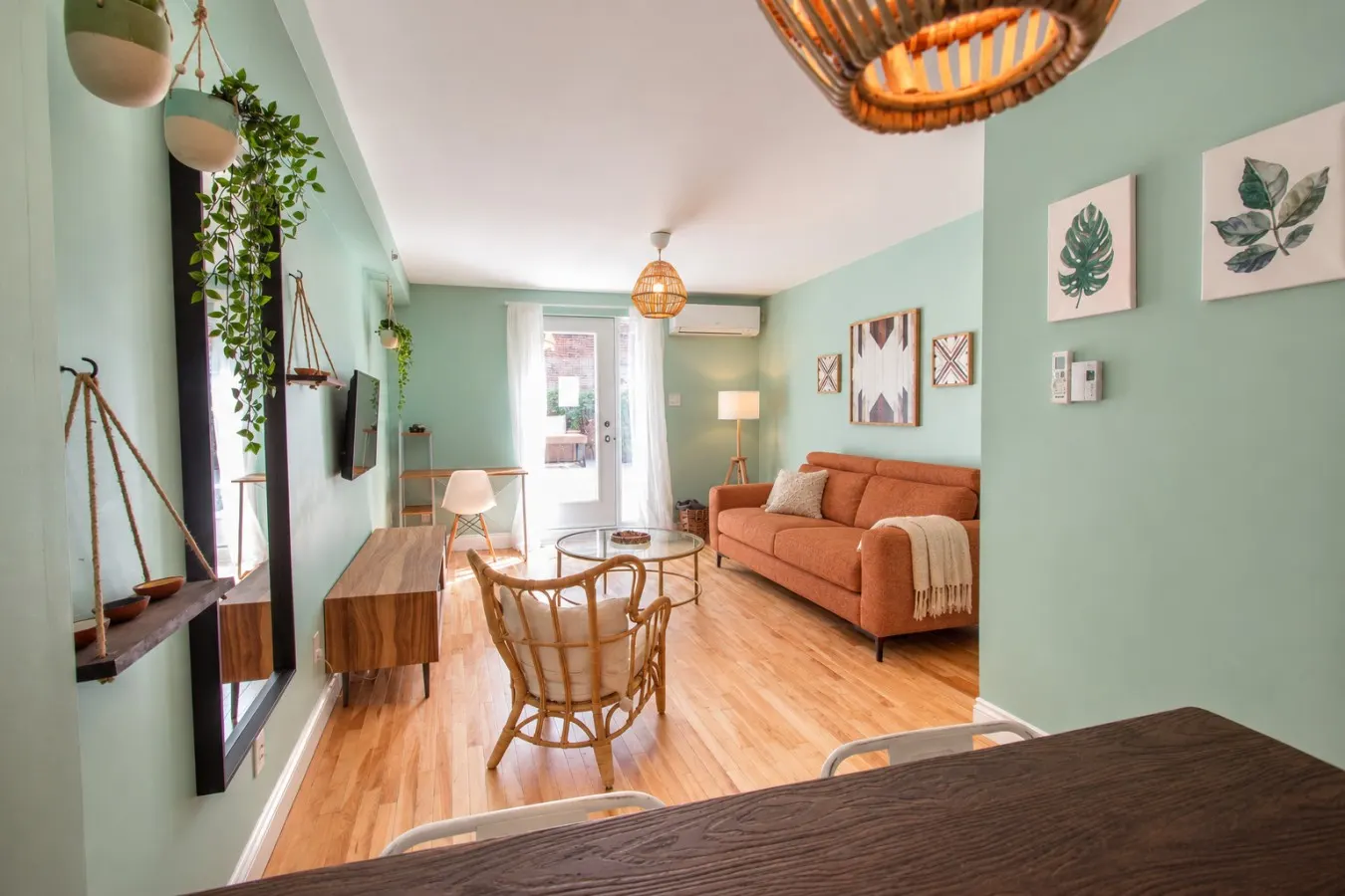 Bohemian/2Bds/Rooftop/Terraces/Plateau/St-Denis/AC 4