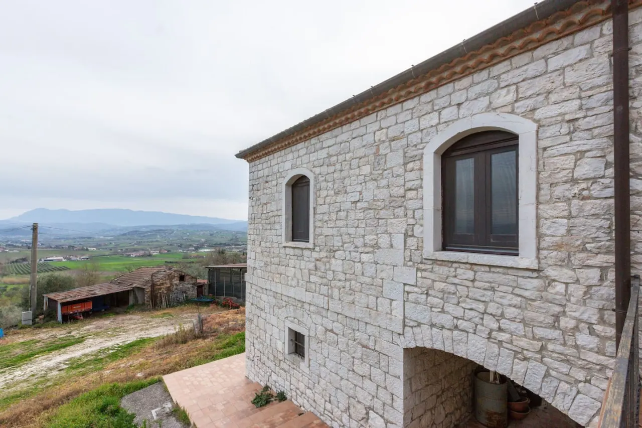 Antico Borgo Perrotta 10