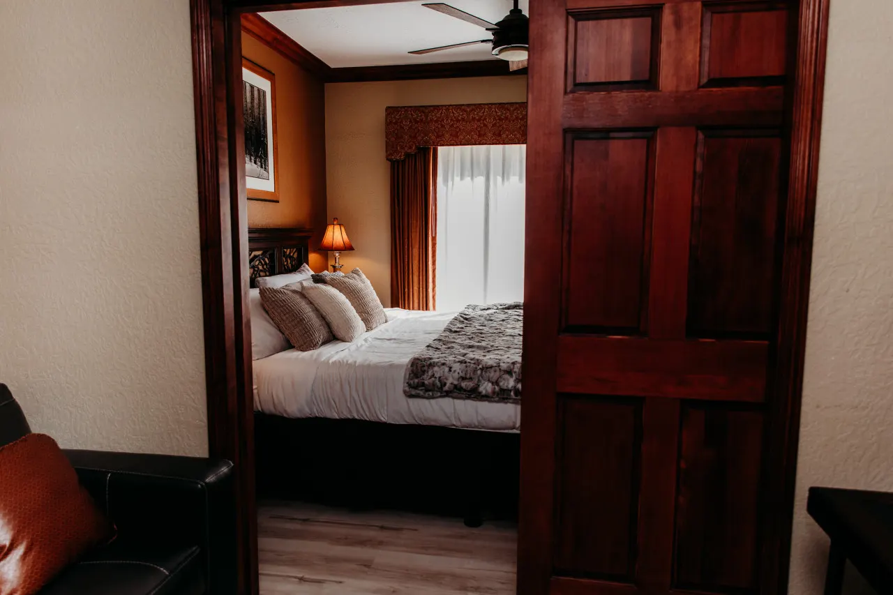 Ski in and Ski out, Canyons, Westgate, King, Hot tub, Free Brkfst, 3718 8