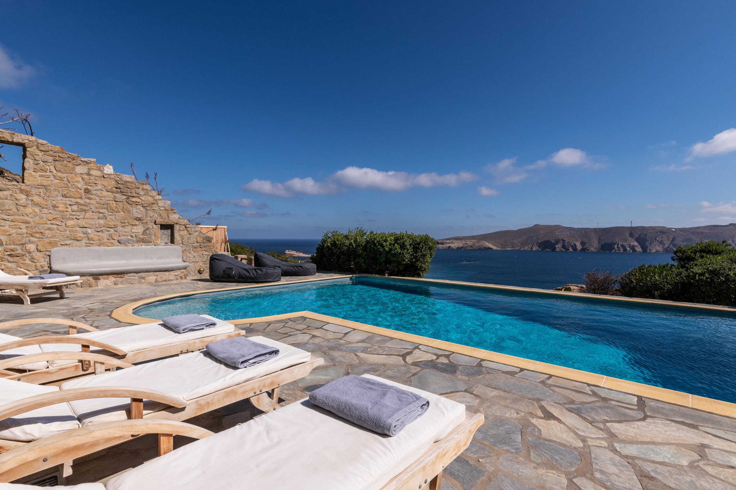 SUMMER MOOD VILLAS - 6 Bedrooms Villa(12+2 guests)