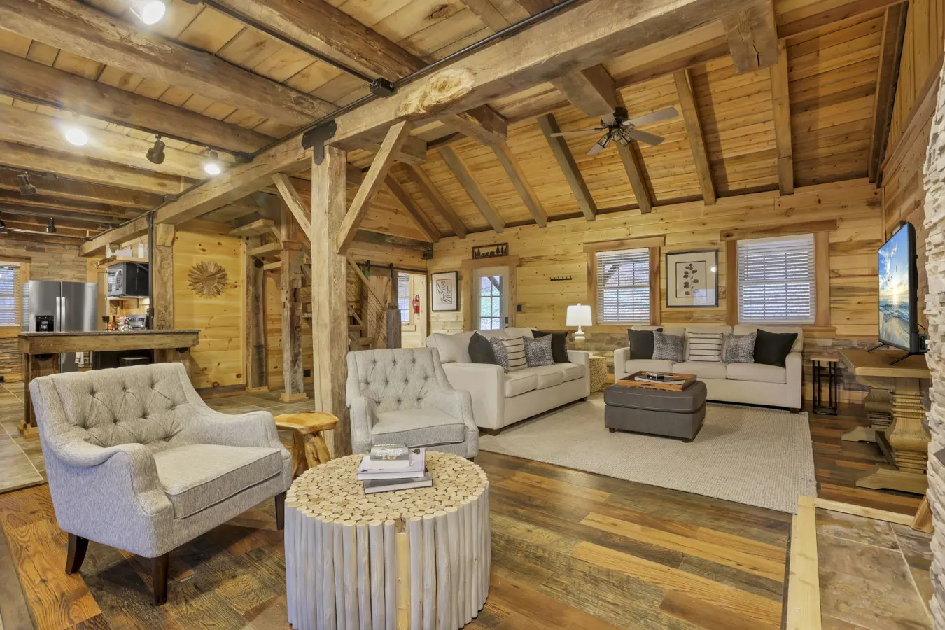 Timber Bear Lodge — photo 3