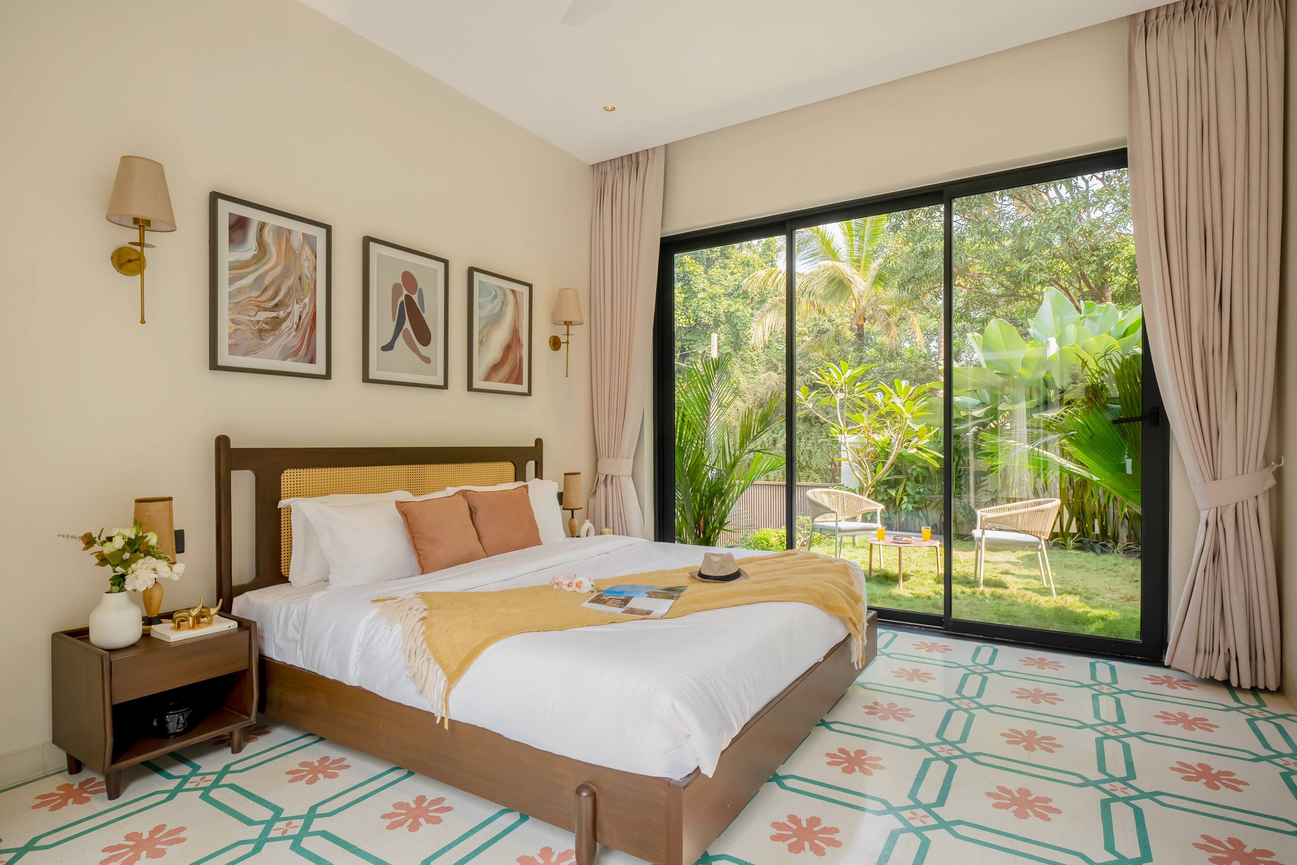 Staymaster Novara 3BR· Pool· Walk to Vagator Beach 37