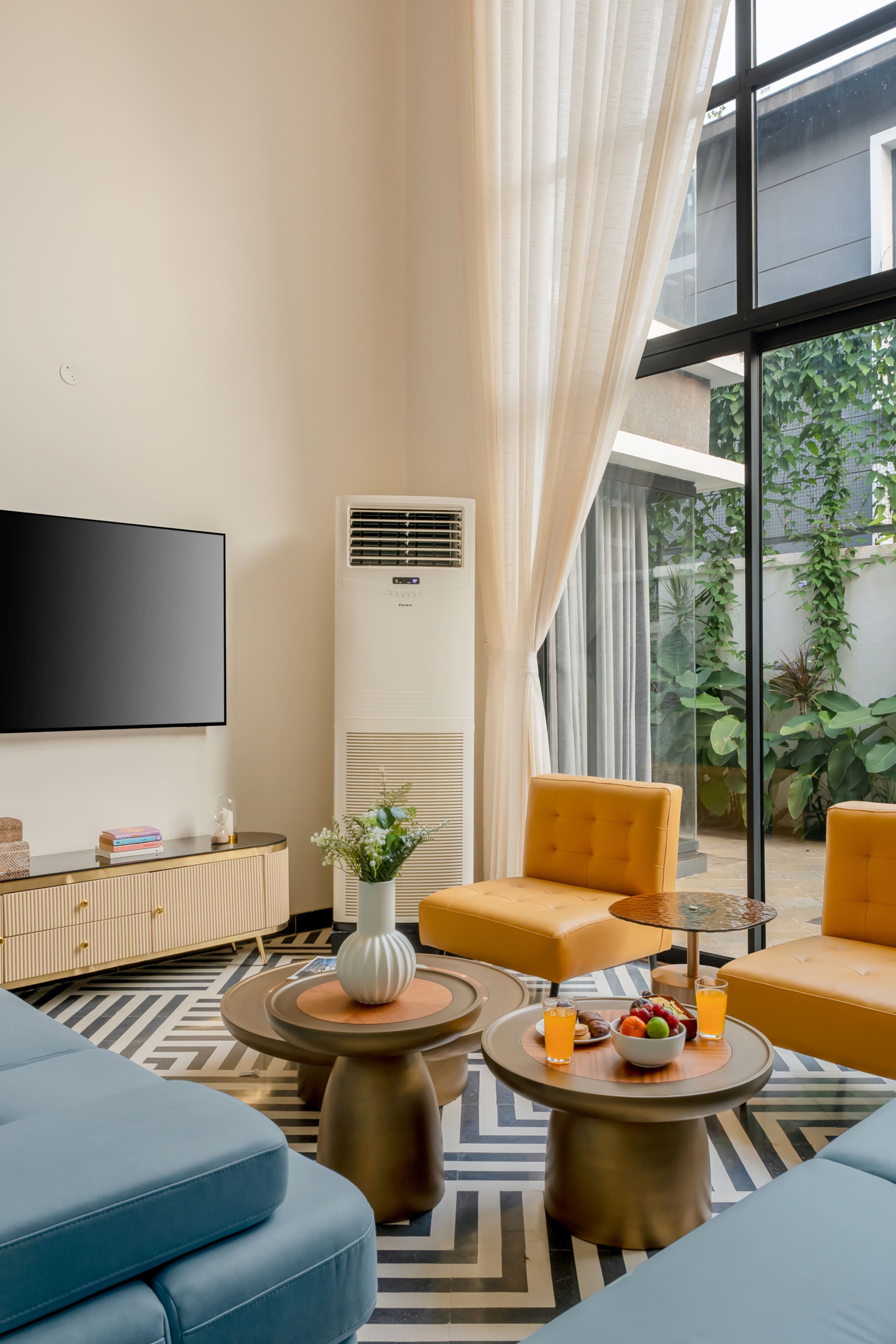 Staymaster Novara 3BR· Pool· Walk to Vagator Beach 17