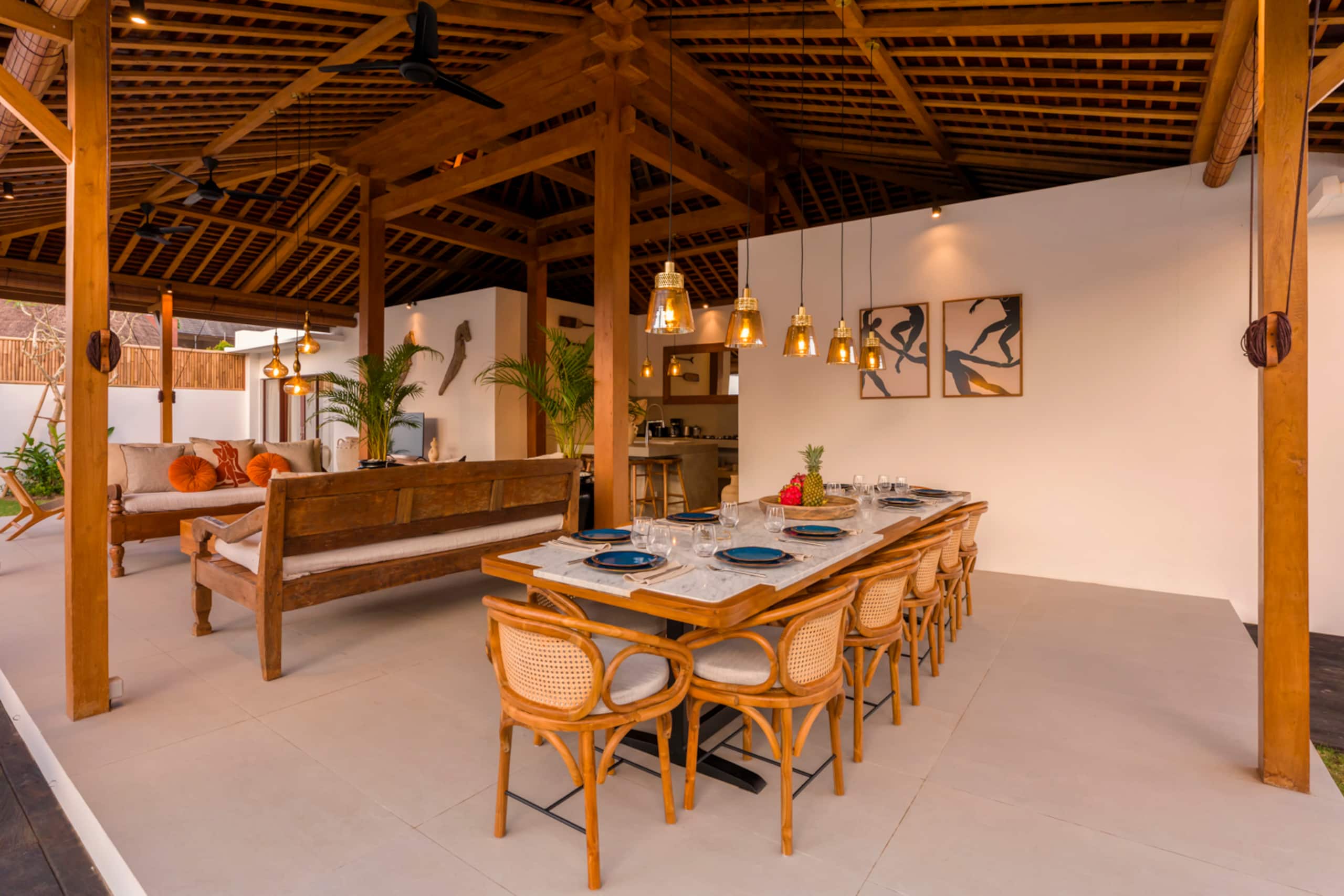 New 6BR Majestic Villa close to beach / Seminyak 18